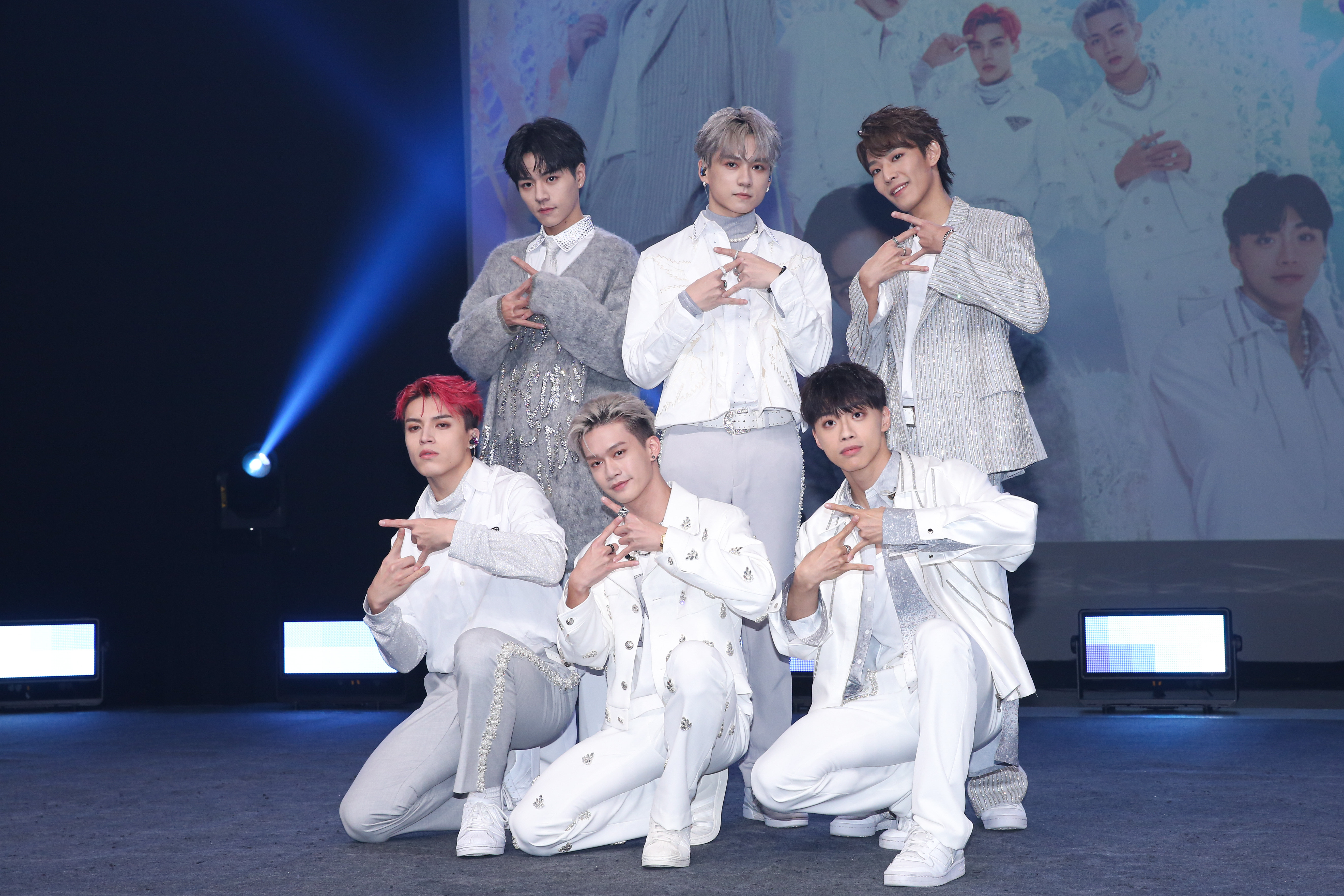 Ozone 正式發行首張EP《Unicorn》。