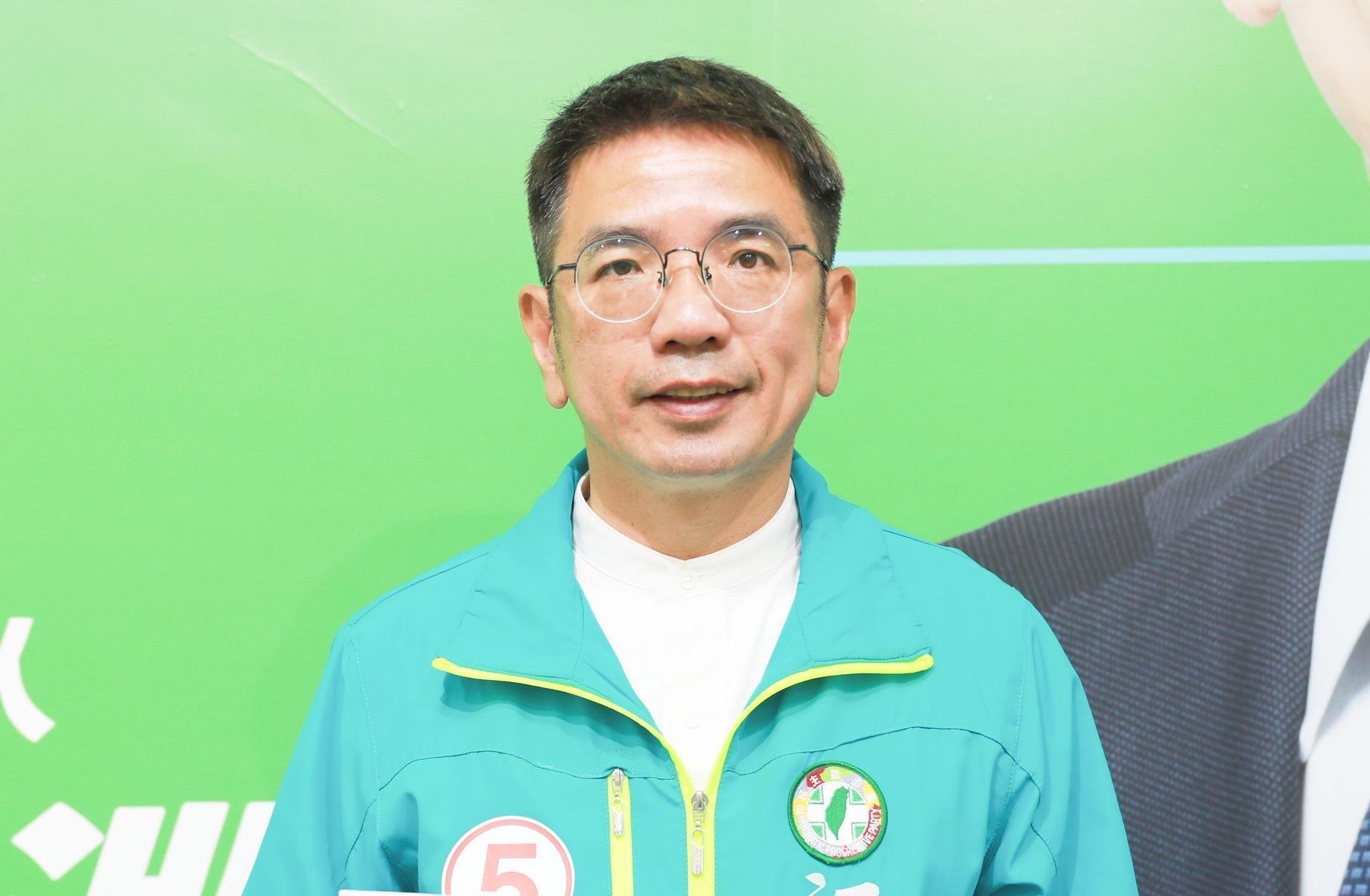 江聰淵涉論文抄襲,遭淡大撤銷碩士學位。(翻攝江聰淵臉書)