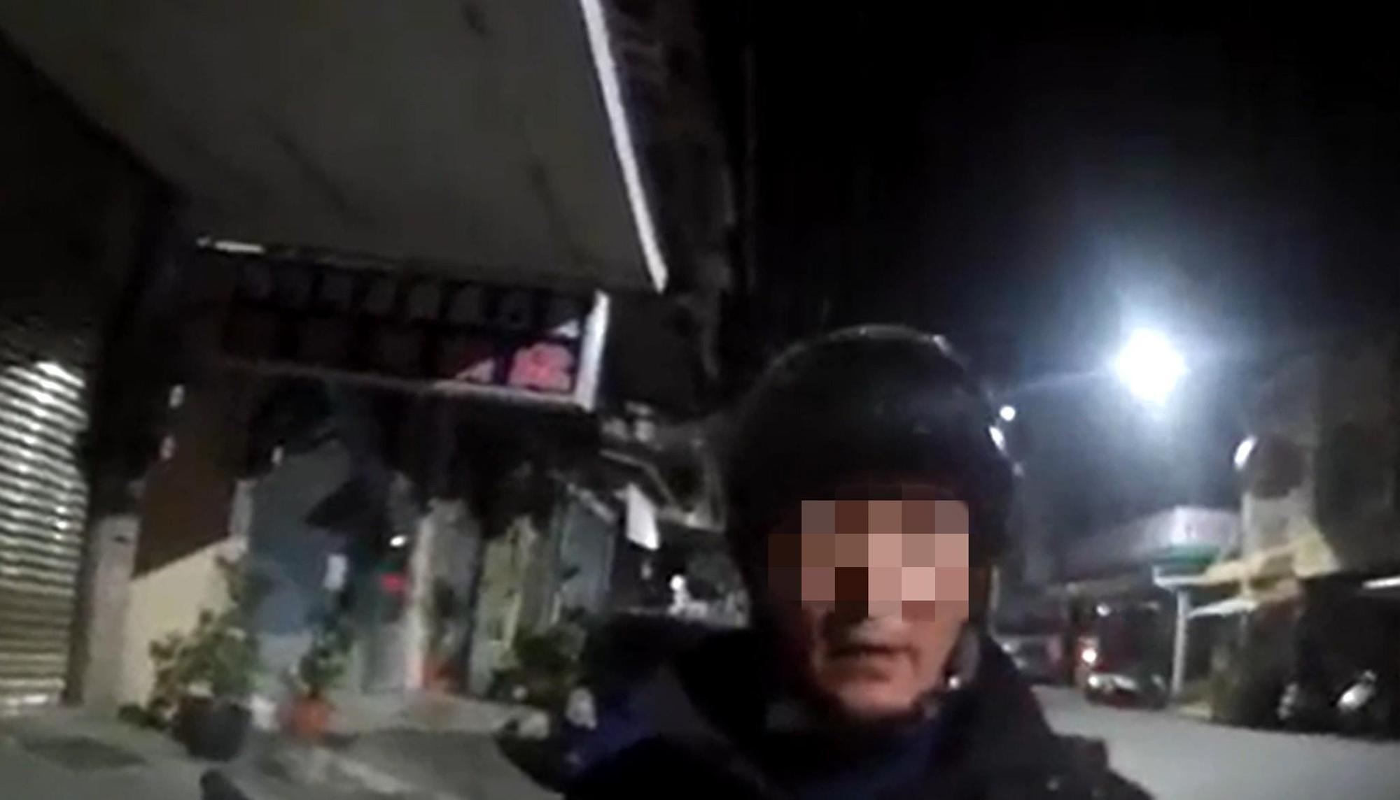 男子耶誕夜酒駕遭警盤查,竟對警嗆聲。(鼓山分局提供)