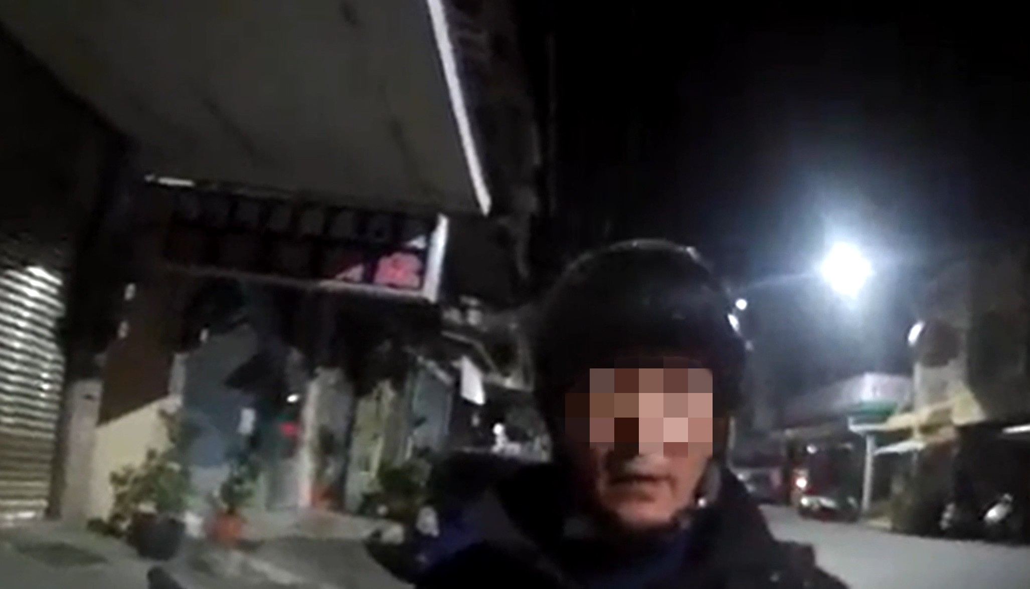 男子耶誕夜酒駕遭警盤查，竟對警嗆聲。（鼓山分局提供）