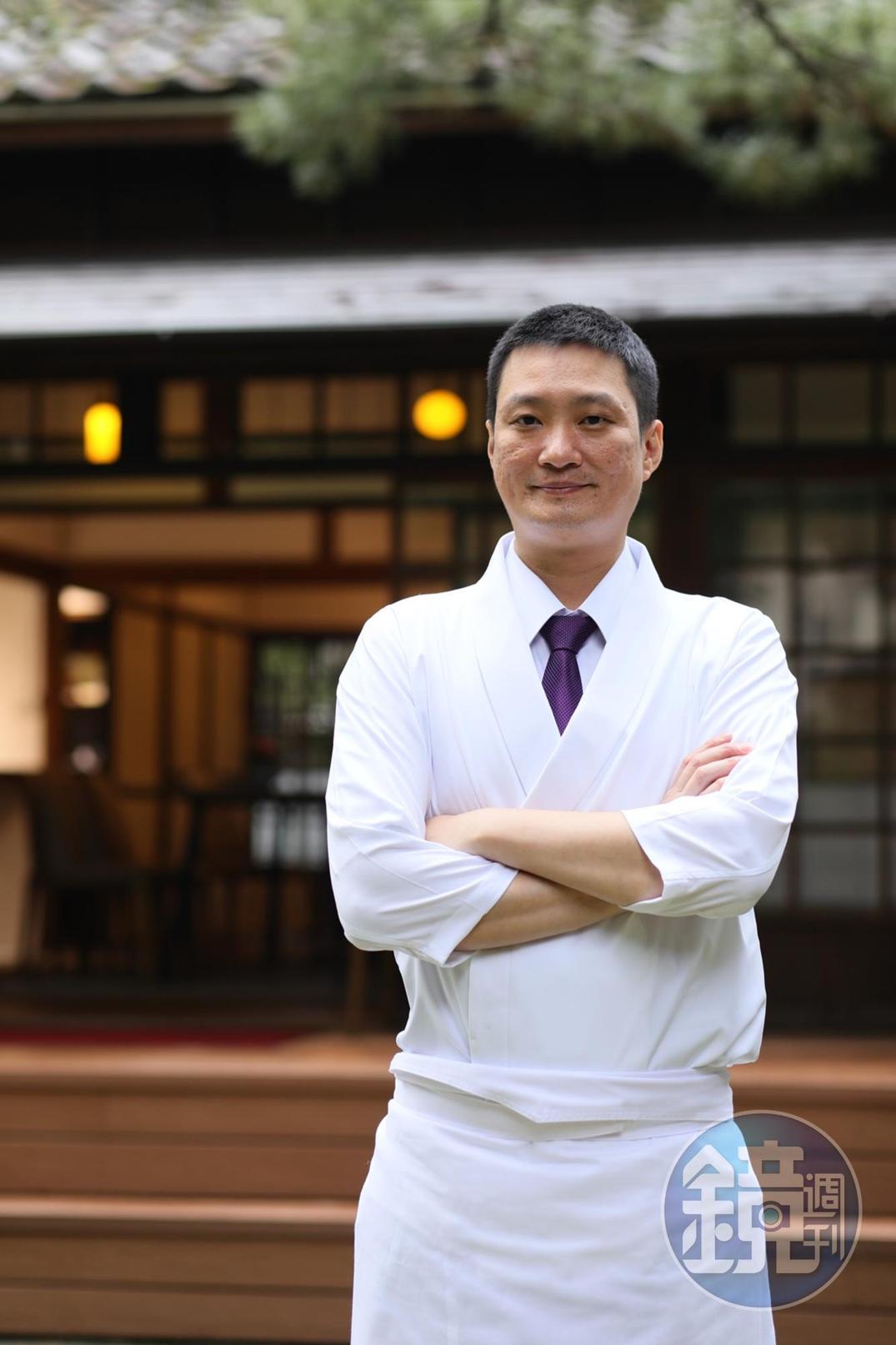 料理長王祥富有27年的日本料理經驗，曾任職名店，也自己開店多年。