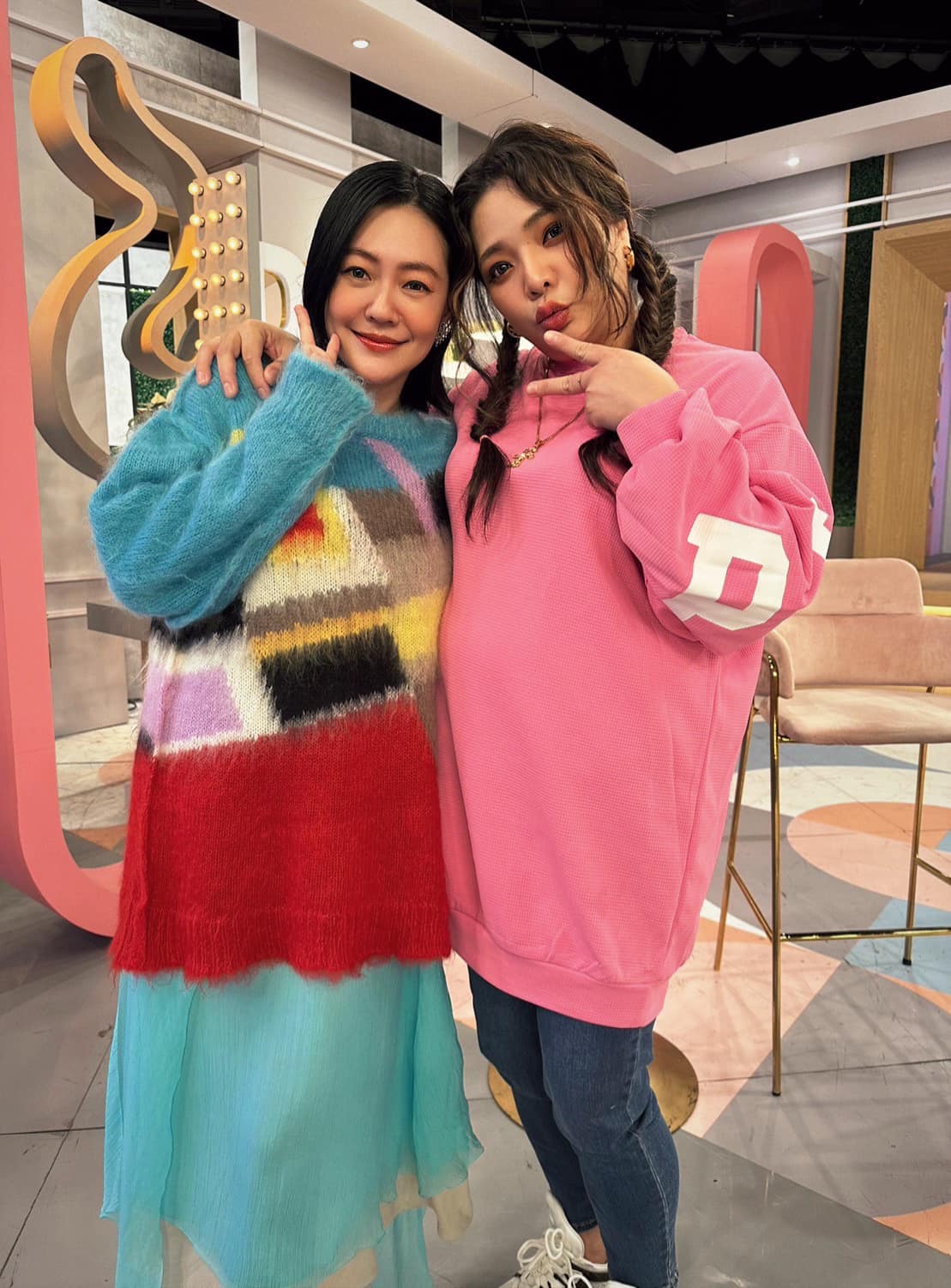 小甜甜之前才開始上節目，近來因與宋逸民的信教與拍戲風波，如今導致吵得滿城風雨。（翻攝臉書）