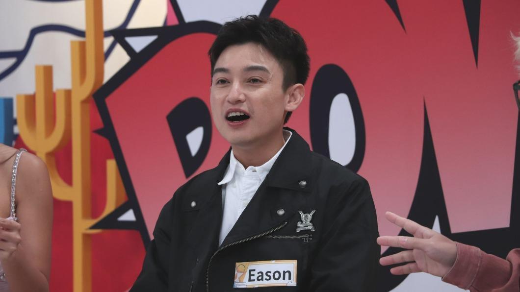 Eason事後發現小甜甜在背後造謠他「印堂發黑，精神不太正常」。（翻攝中天《同學來了》）