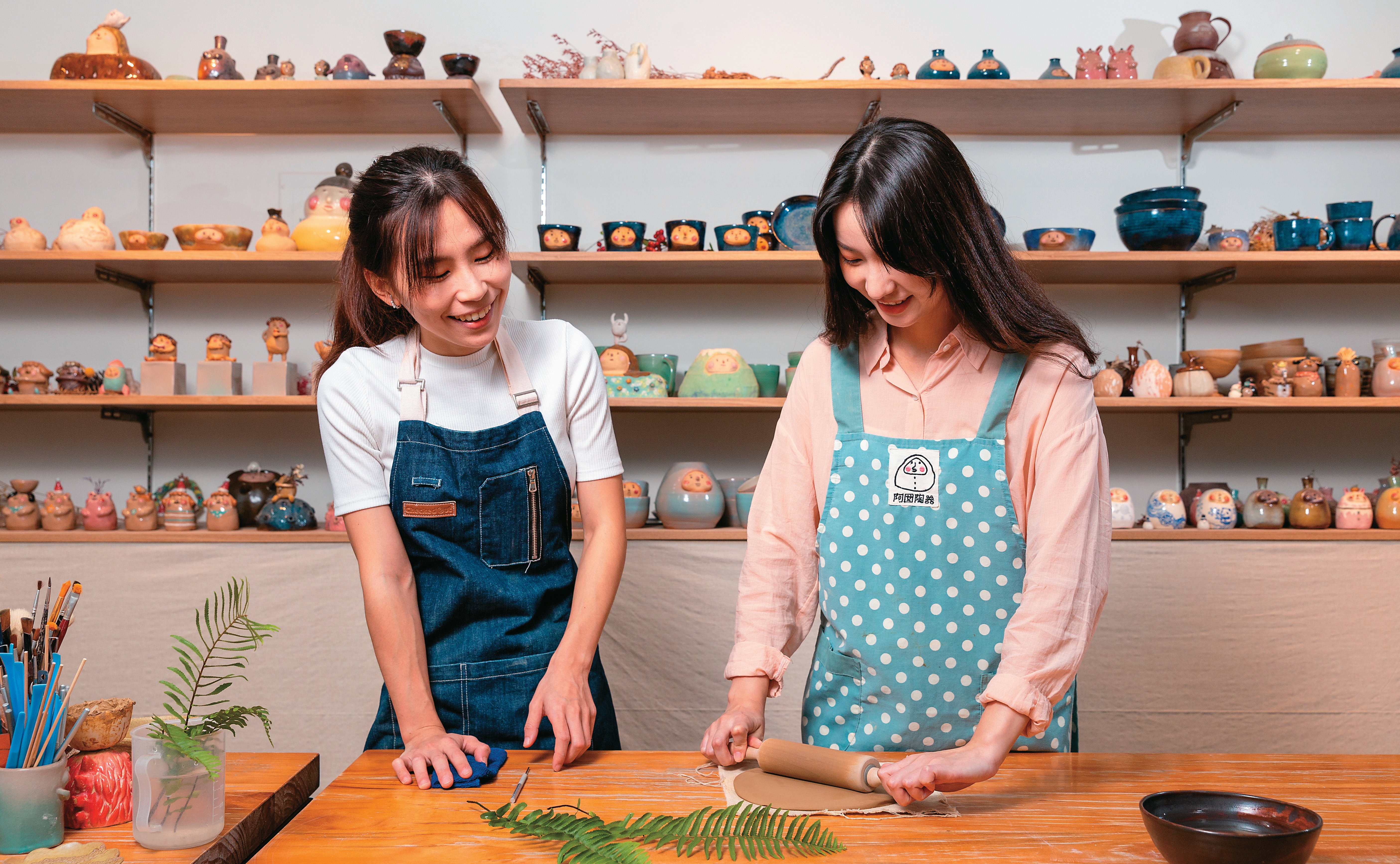 阿囡陶器能看到各種風格的作品,從可愛小動物到釉色美麗的器皿,展現童趣美好的世界。