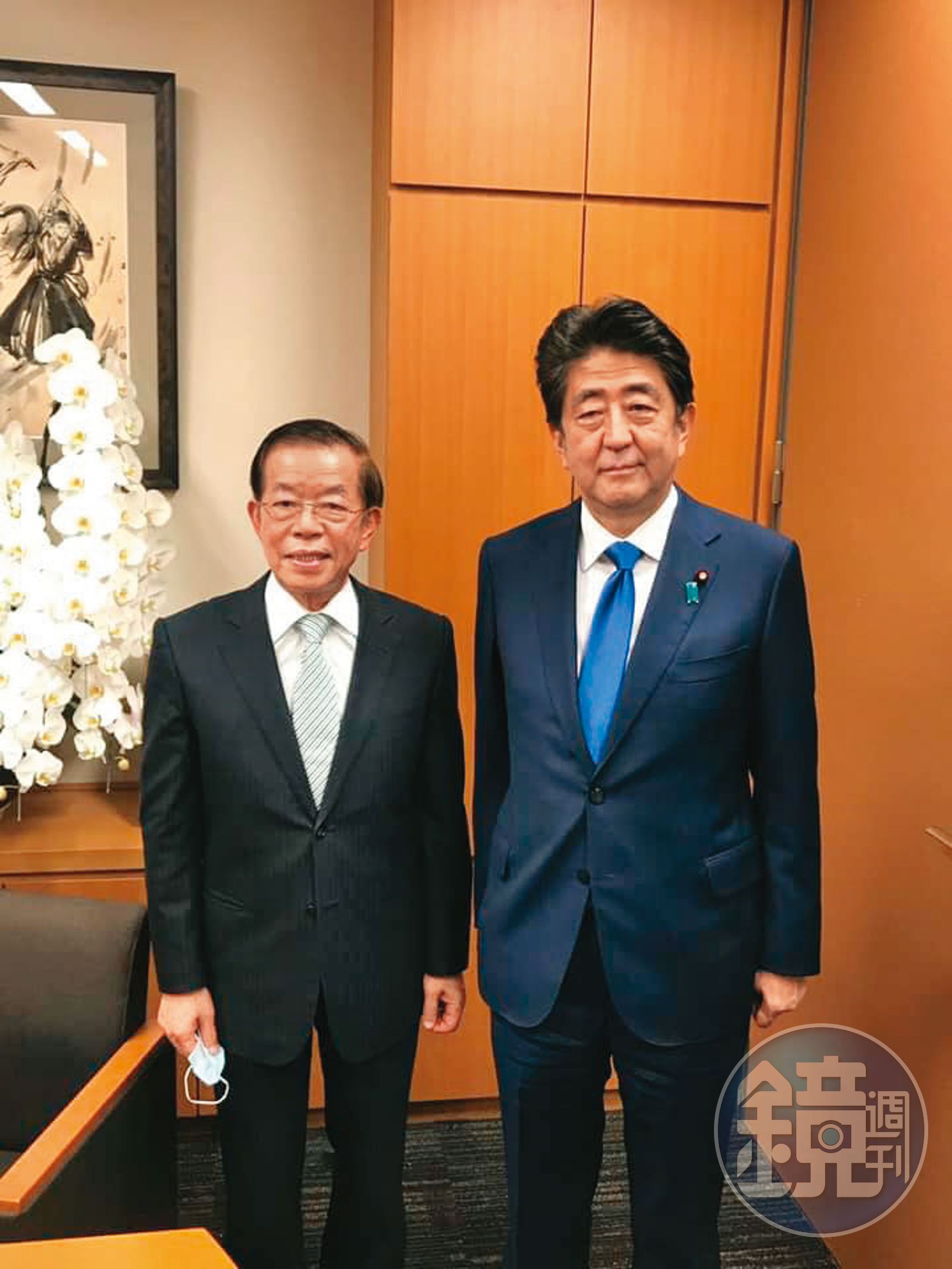 年度風雲人物】台日如親人「我送口罩、你捐疫苗」 謝長廷勤跑日本各地簽90 MOU - 鏡週刊Mirror Media