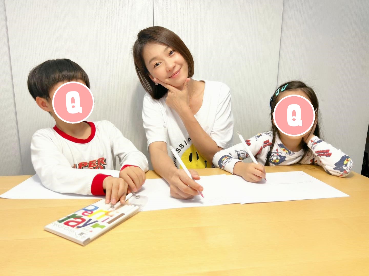 六月與李易育有8歲兒子Star和6歲女兒Shinny。（翻攝自蔡君茹＊六月臉書）