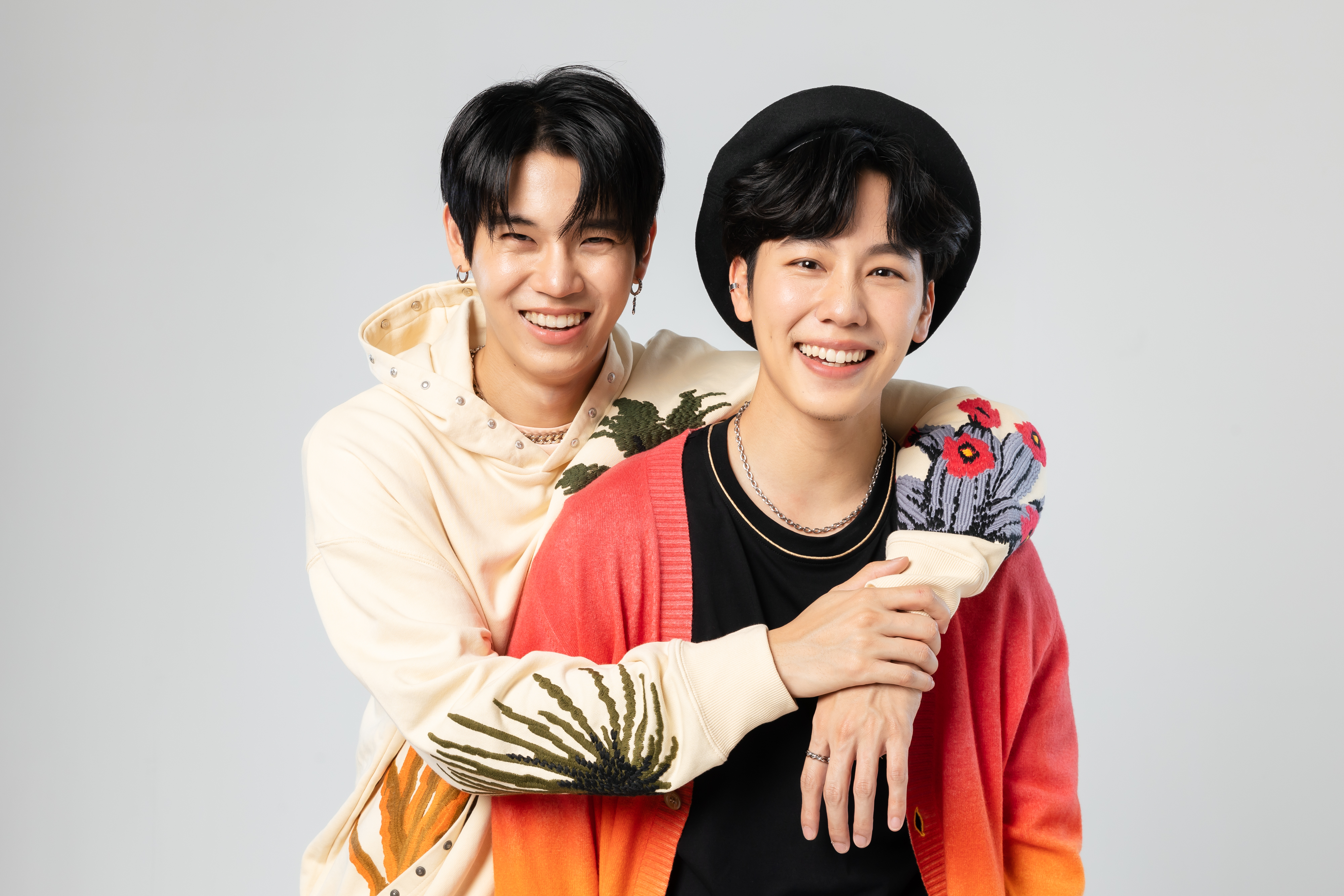 Yin（左）及War（右）將來台辦見面會。（大國文化提供）