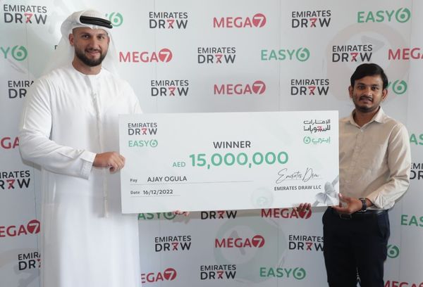阿傑受到財神爺的眷顧，成功贏走1500萬阿聯迪拉姆（約新台幣1.2億元）的巨額大獎。（翻攝推特）