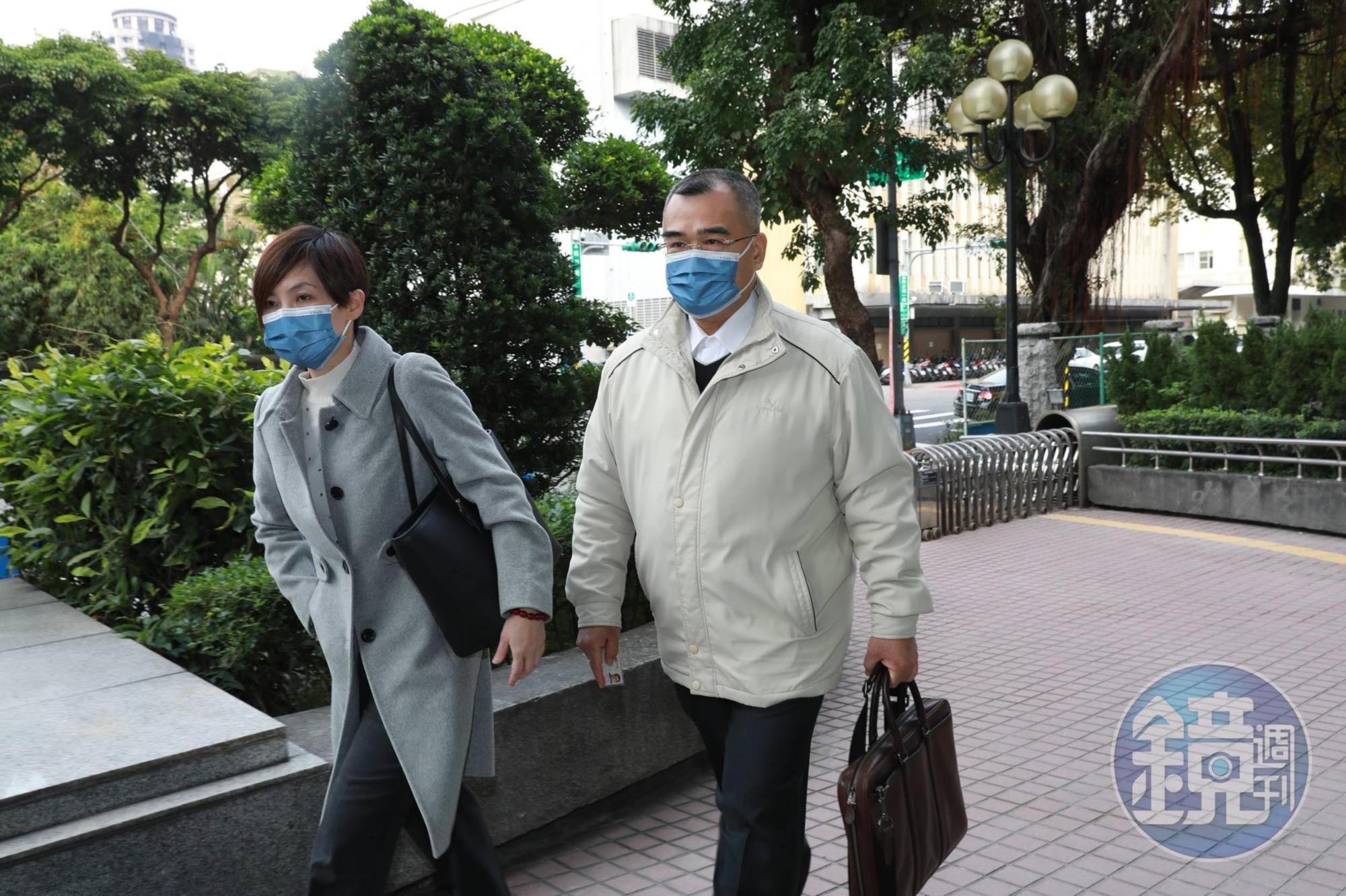 國民黨前副主席、行政院前祕書長林益世與妻彭愛佳到最高法院大法庭出庭。