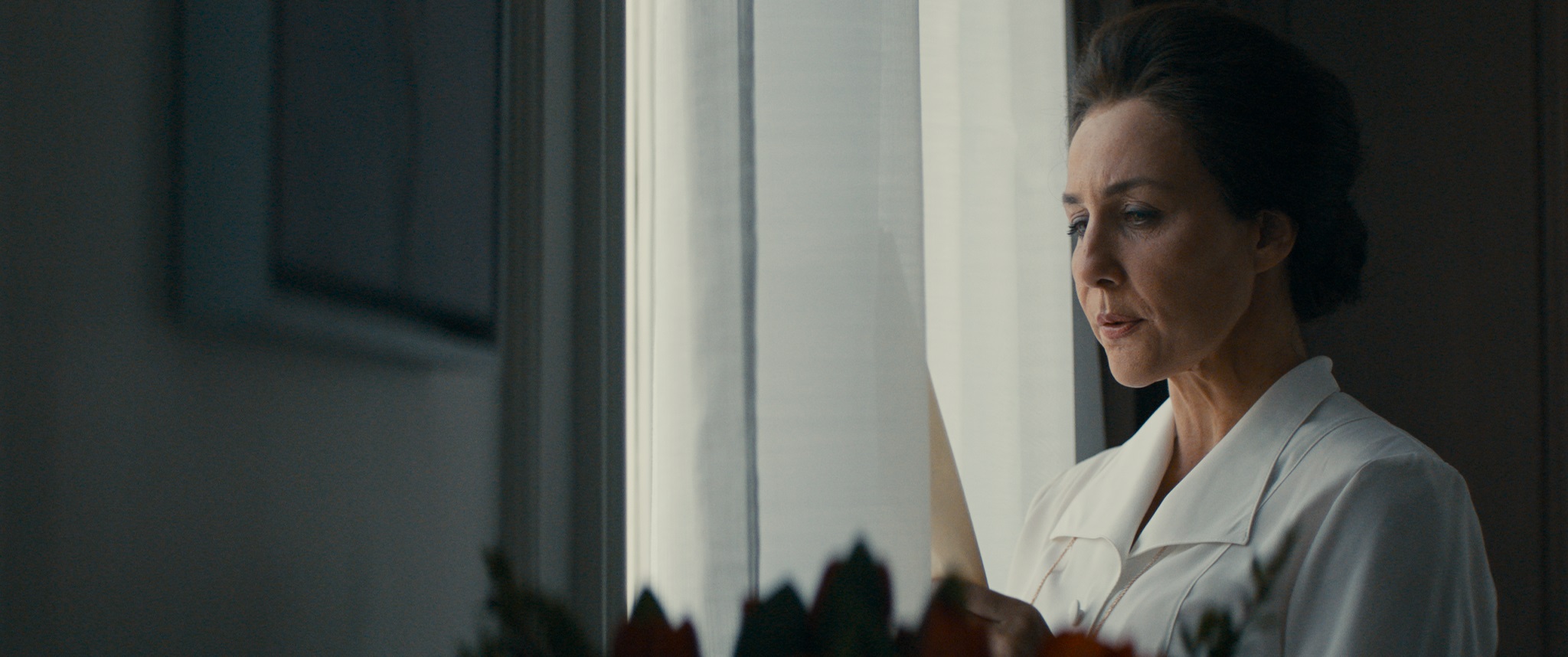 西蒙娜韋伊擔任法國衛生部長期間，主張婦女應有合法墮胎權，面對各種反對聲浪。（原創娛樂提供）