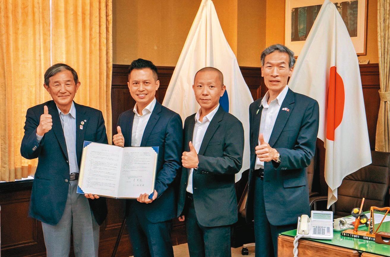 日前敦謙和日本訂房網合作，接下來還要在當地開設直營旅館。（敦謙提供）