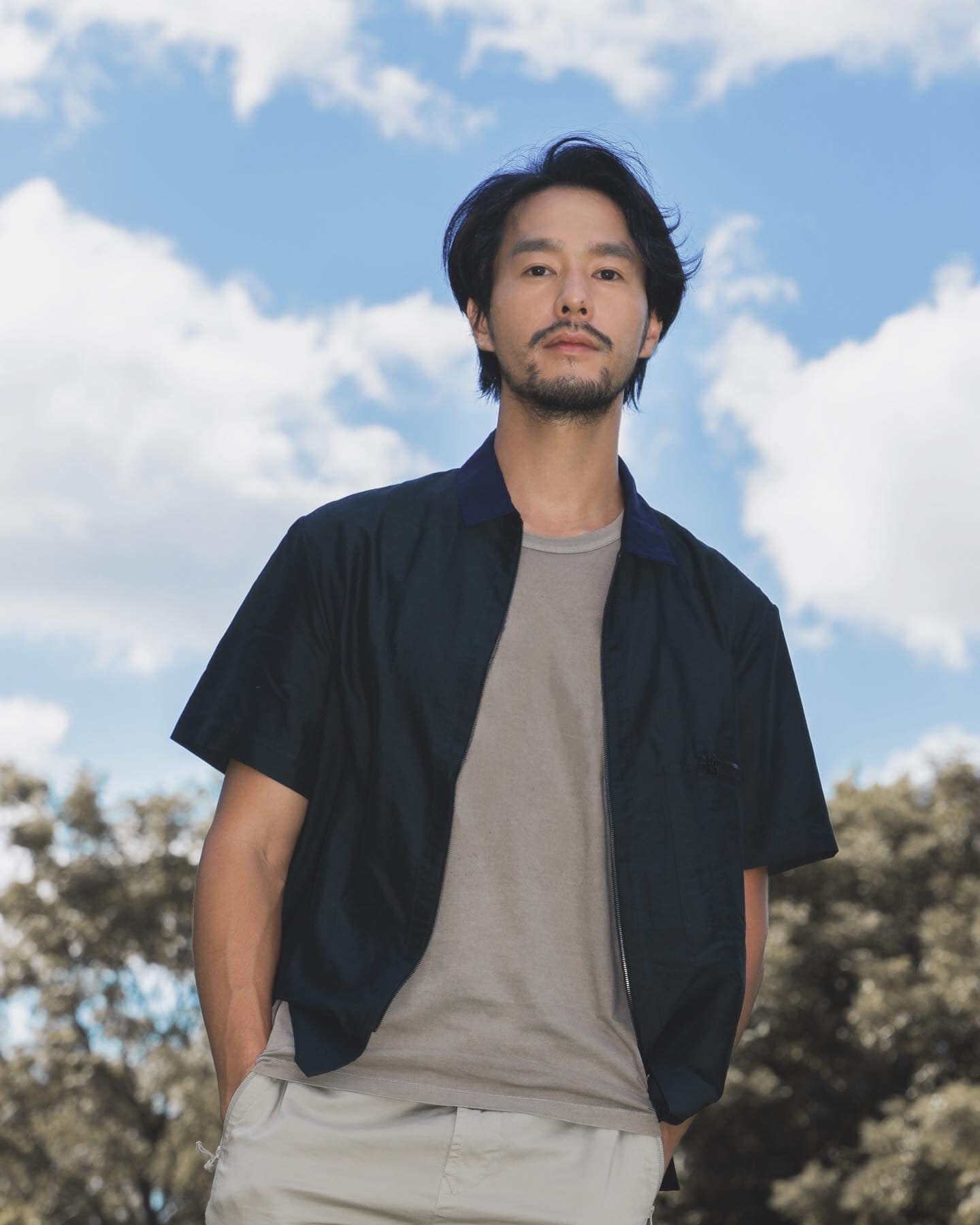 丁春誠曾被質疑是閃兵一族,直到33歲才服完兵役。(翻攝自丁春誠臉書)