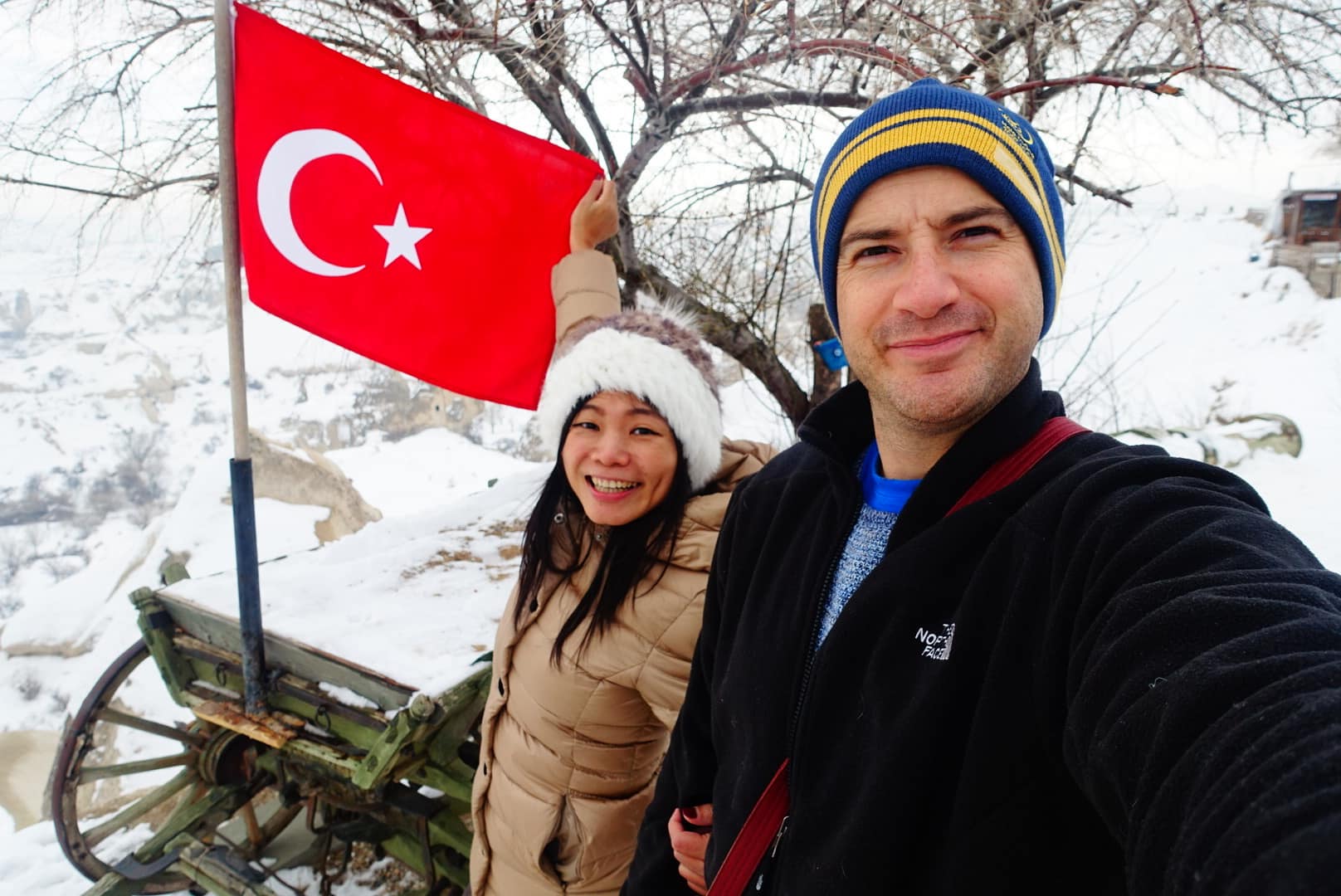 吳鳳和老婆育有2女，一家生活幸福甜蜜。（翻攝吳鳳臉書）