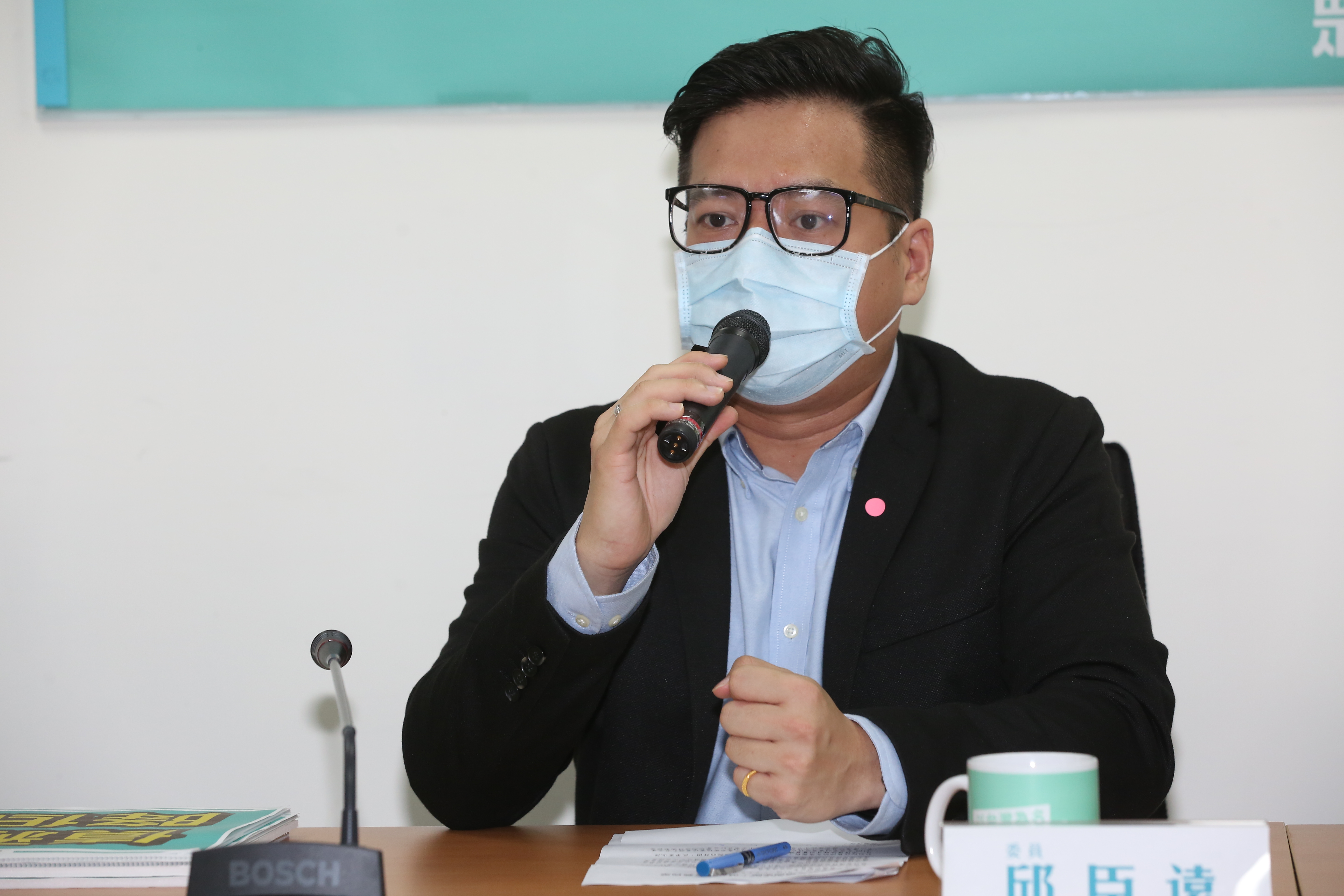 針對外界討論女性是否納入服兵役行列，立委邱臣遠今列出4點回應，強調女性參與兵役的形式可以很多元。（本刊資料照）