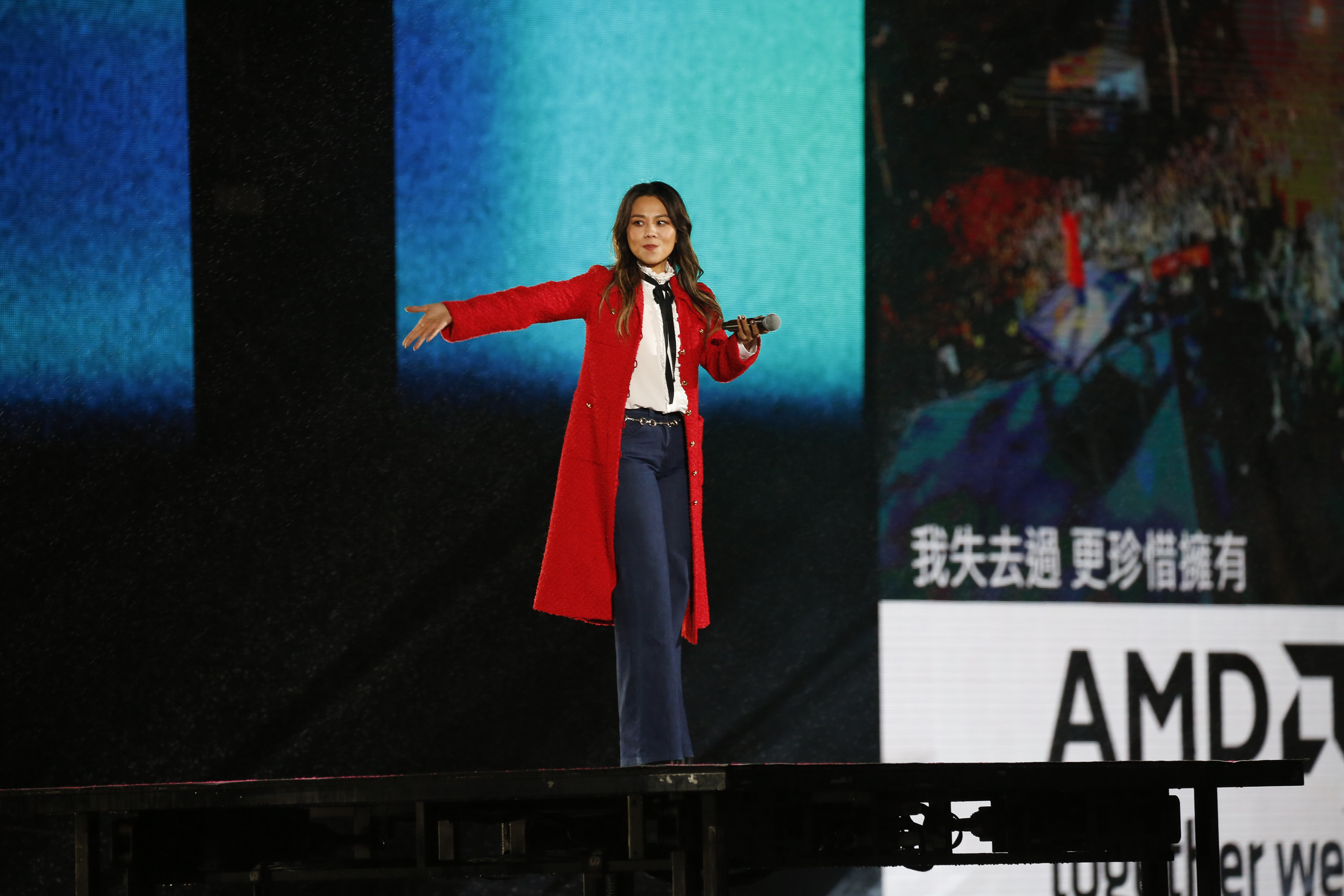 蔡健雅今晚擔任「台北最High新年城-2023跨年晚會」開場歌手。