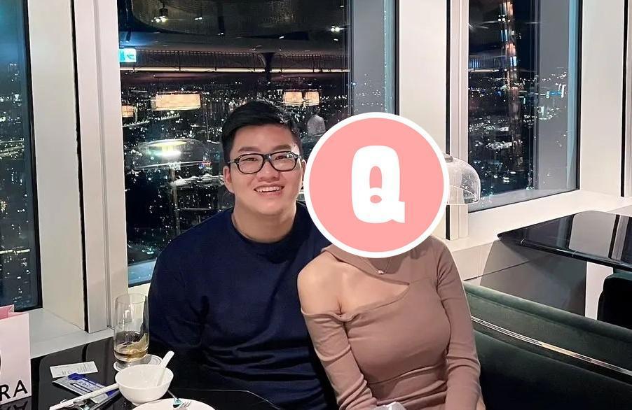Joeman與Niya妮婭元旦雙雙公開認愛。(翻攝自Joeman臉書)