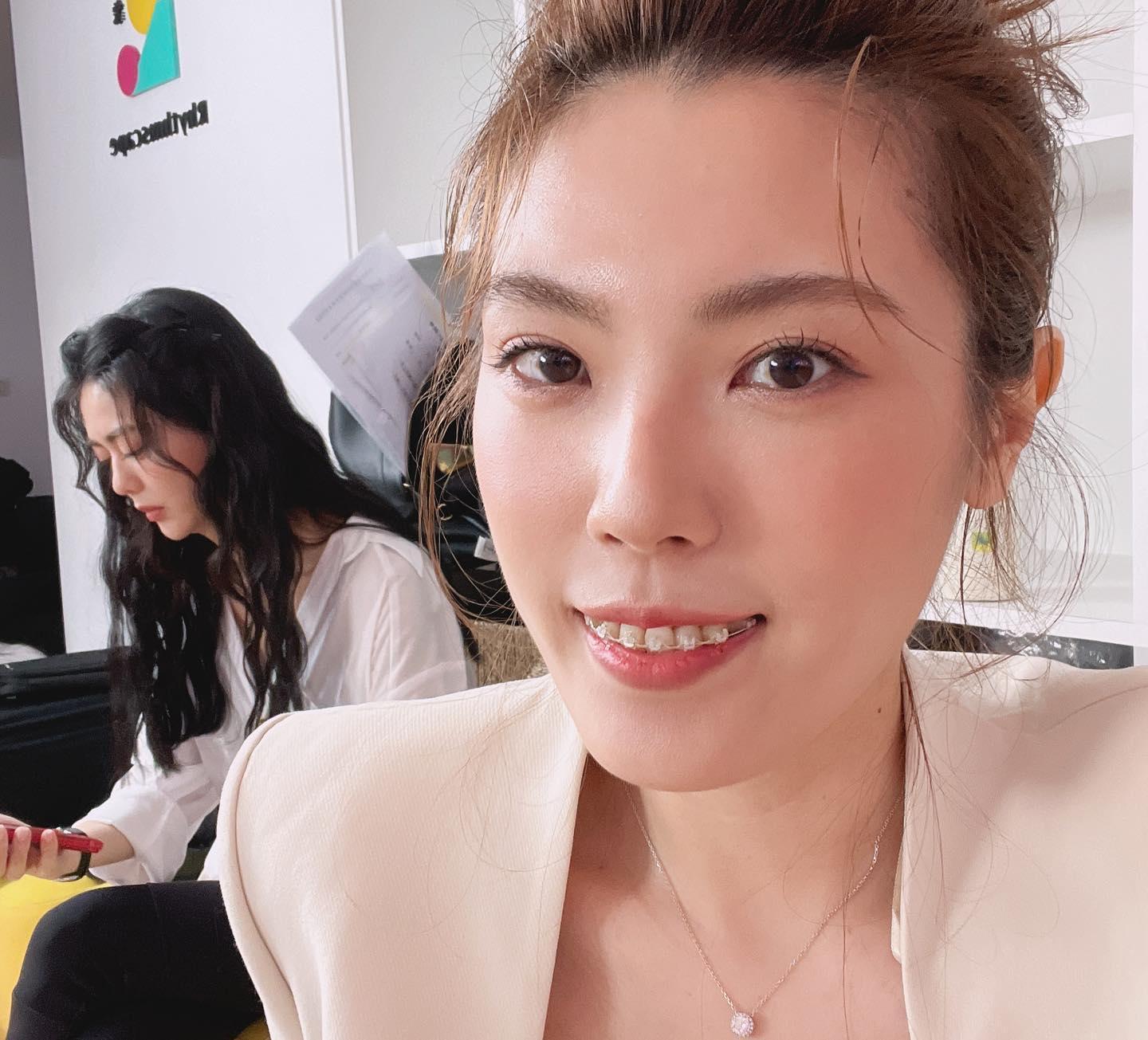 理科太太離婚後一度被網友質疑頻道名稱該異動。(翻攝自理科太太臉書)