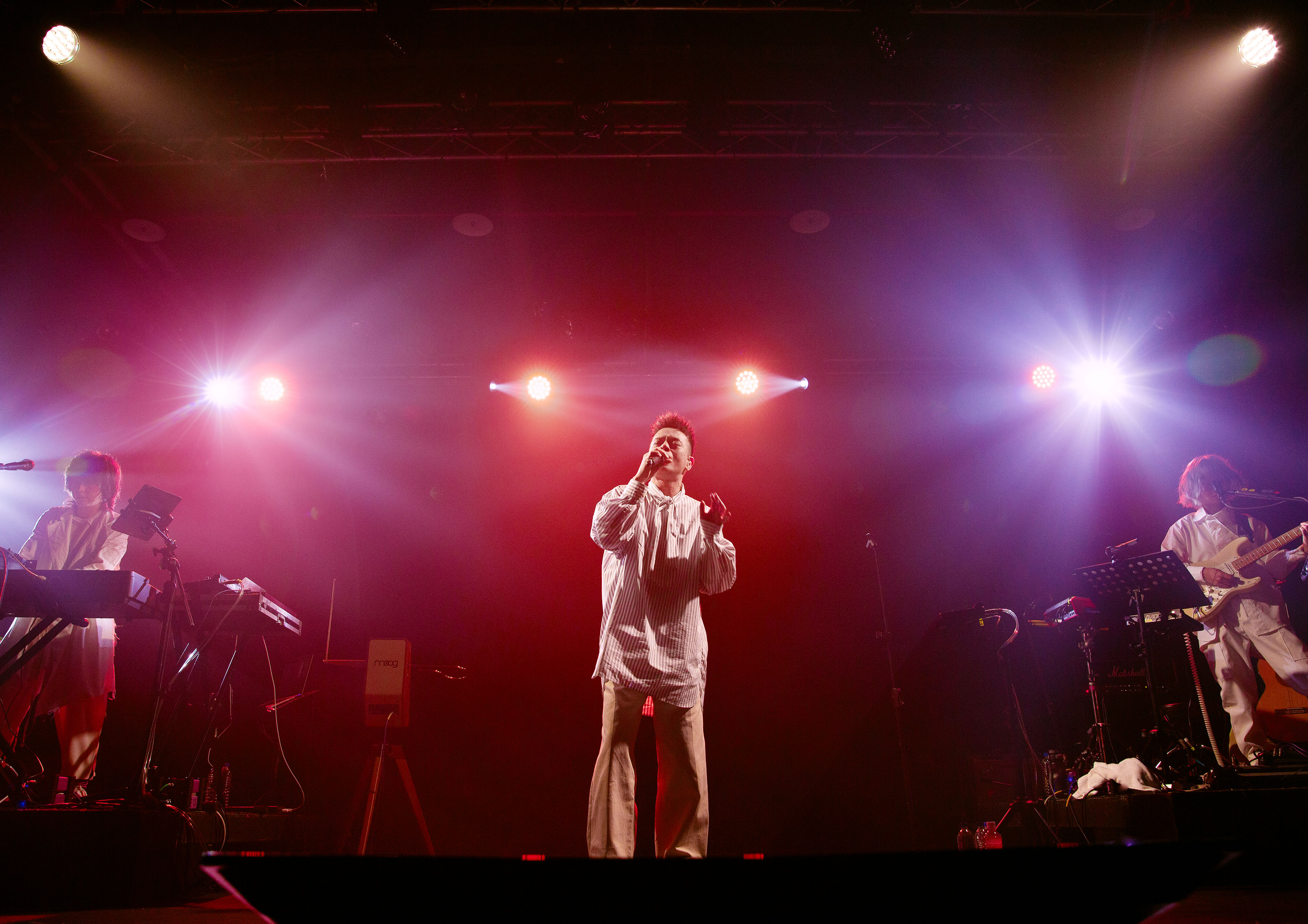 除了自己的歌曲外，黃耀明還演唱了包括何韻詩、陳珊妮、盧凱彤、彭羚等人的作品。（Legacy提供）