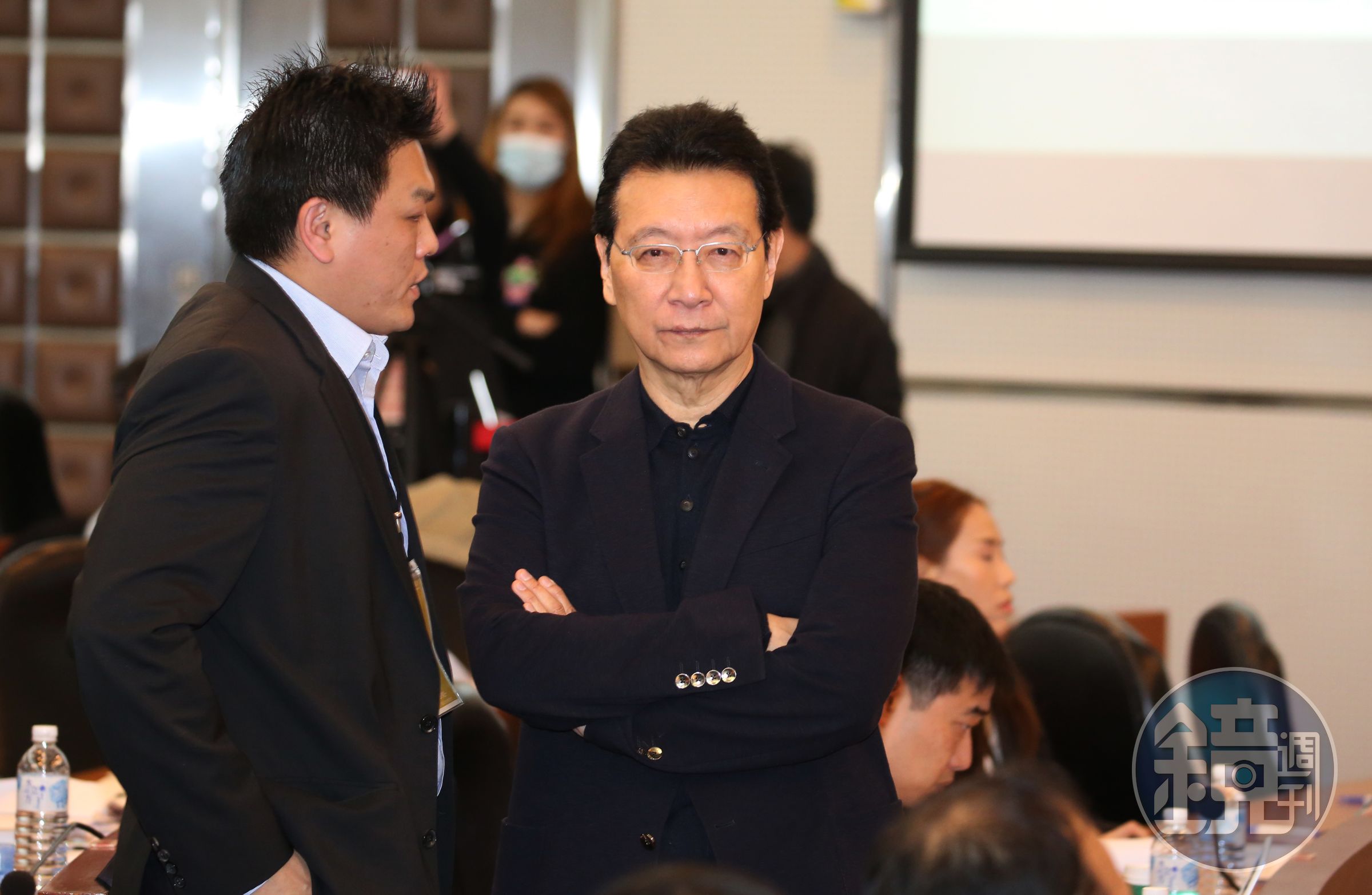 國民黨「有條件」支持延役，引起趙少康不滿批評。
