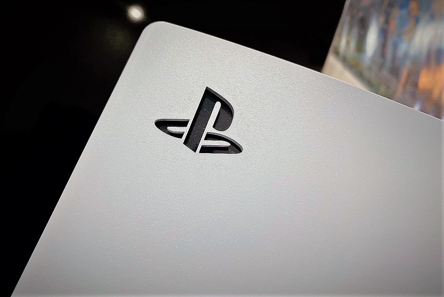 PS5遊戲機炙手可熱，有不肖業者藉此騙取民眾詐財上百萬。（示意圖）