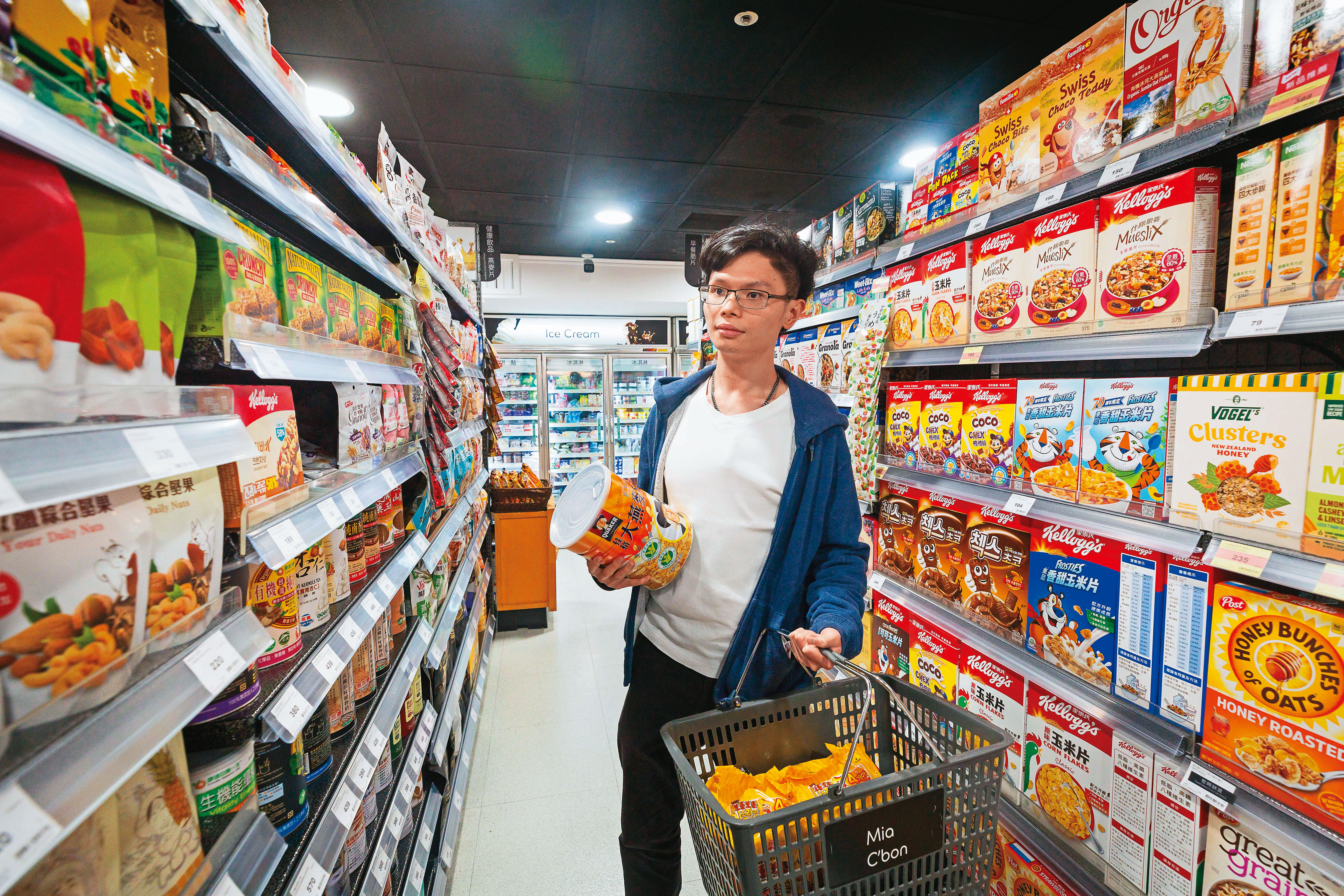 愛吃麥片的郭靖新，最喜歡存老牌食品公司佳格。