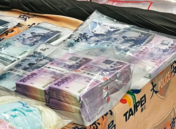 警方逮捕涂明朗時,僅搜出245萬元贓款。(資料照片)