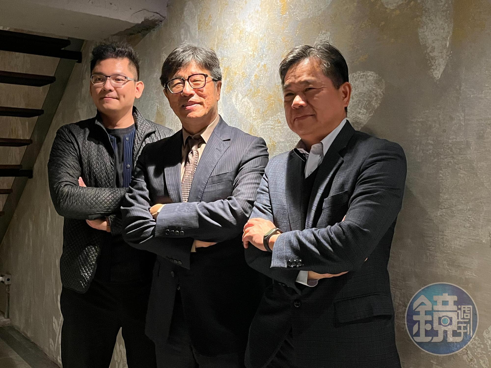太陽能光電產業永續發展協會理事長蔡佳晋(中)呼籲,為達成2050淨零排放目標,政府應優先規劃國土「能源專區」,簡化土地變更程序,方能加速光電案場的建置。