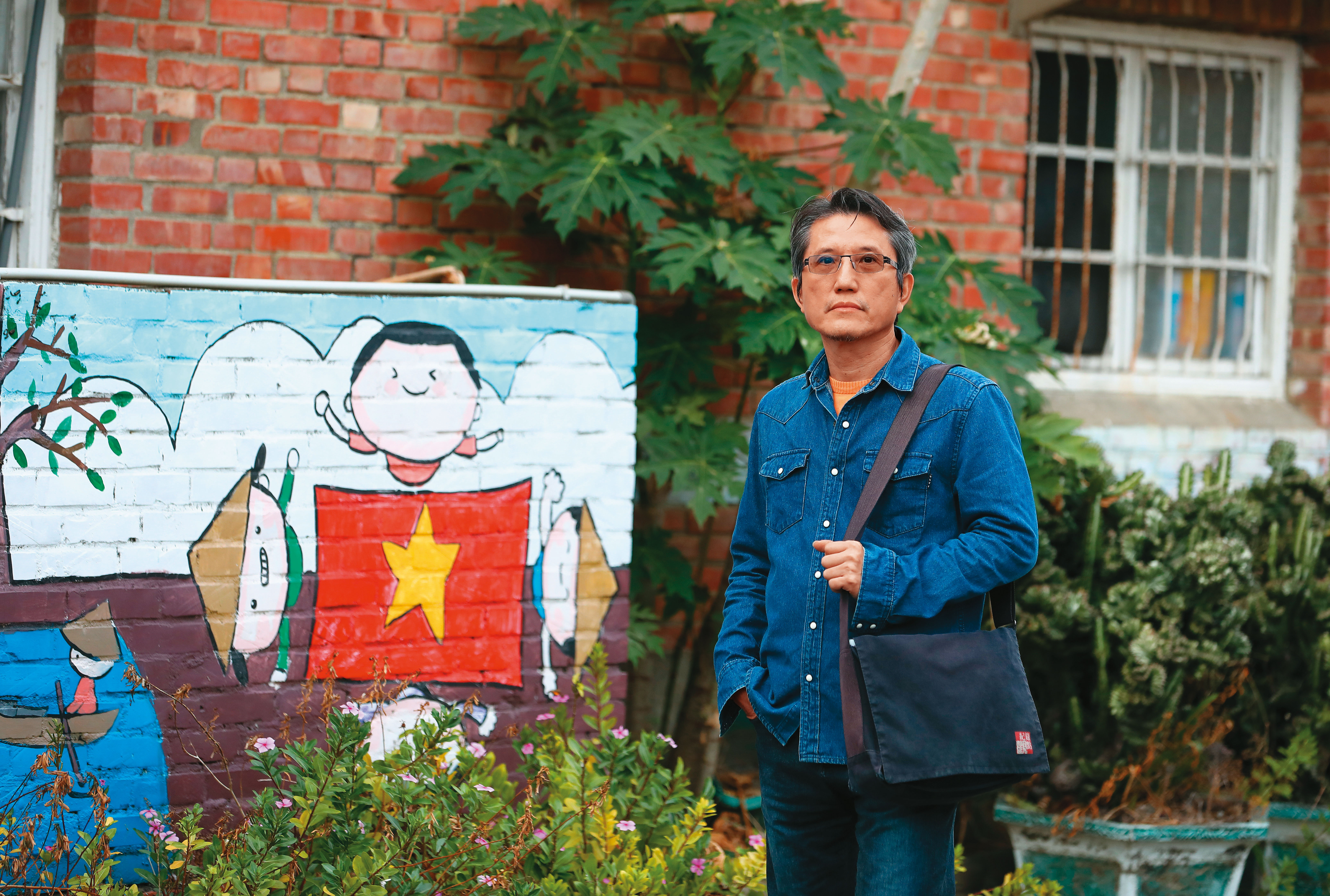 蔡崇隆長期關注移民移工議題，近年更成為在台越南人社群的一分子。