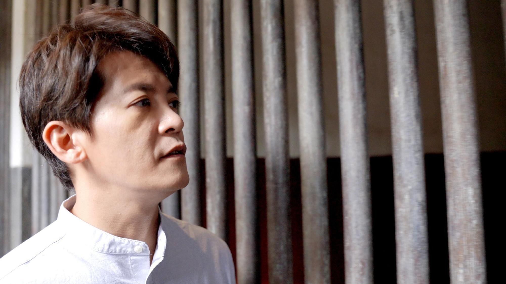 謝哲青接《導讀台灣》主持棒。（三立提供）