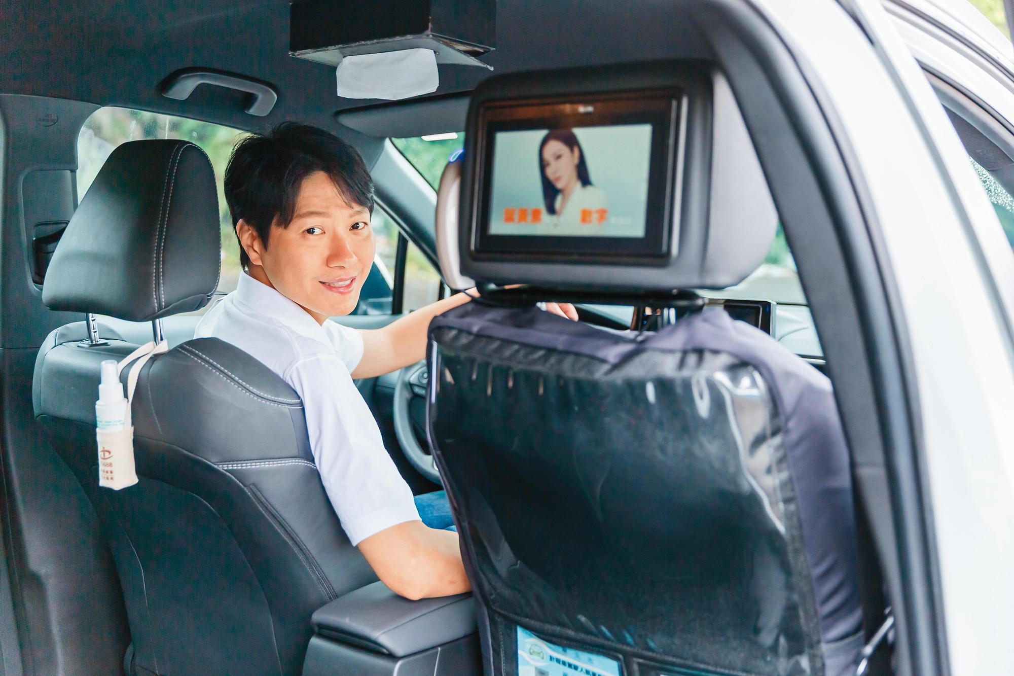 因載客時間長,黃少谷難免遇上光怪陸離的事件。(黃少谷提供)