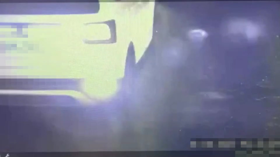 監視器拍下嫌犯車輛。(翻攝畫面)