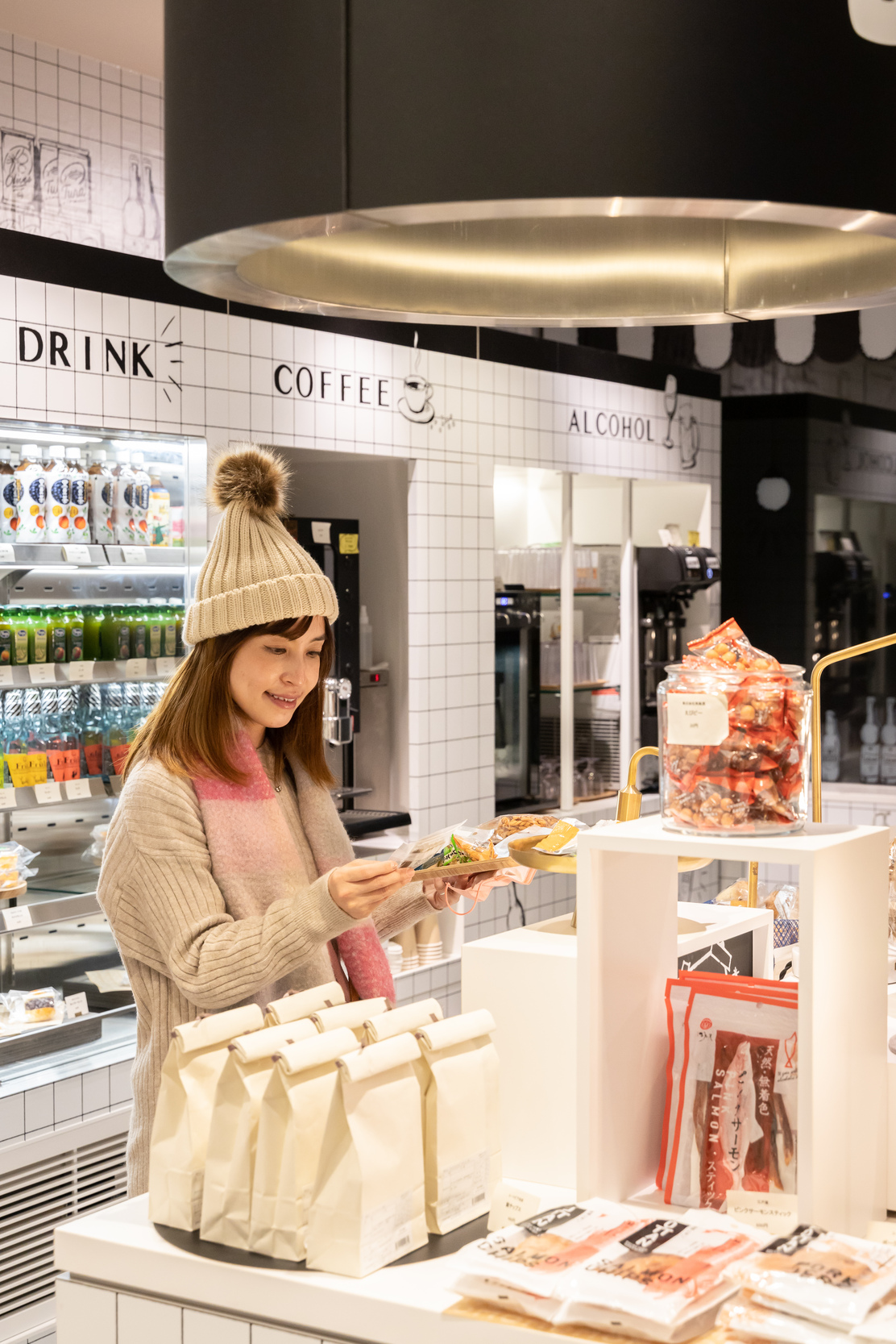 24小時的自助吧「OMO Food & Drink Station」。