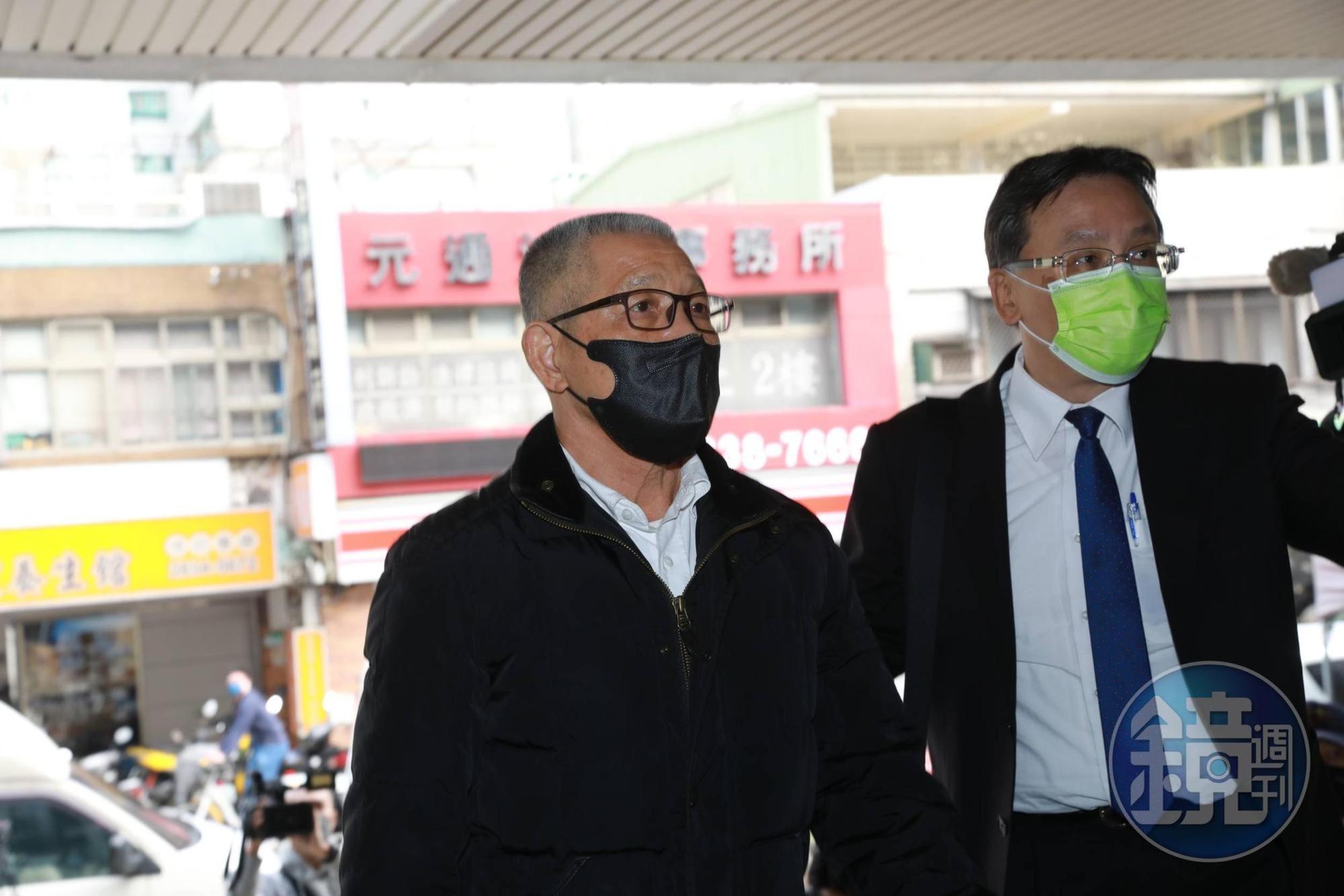 蕭景田今到士林地院出席羈押庭，卻在開庭前確診。