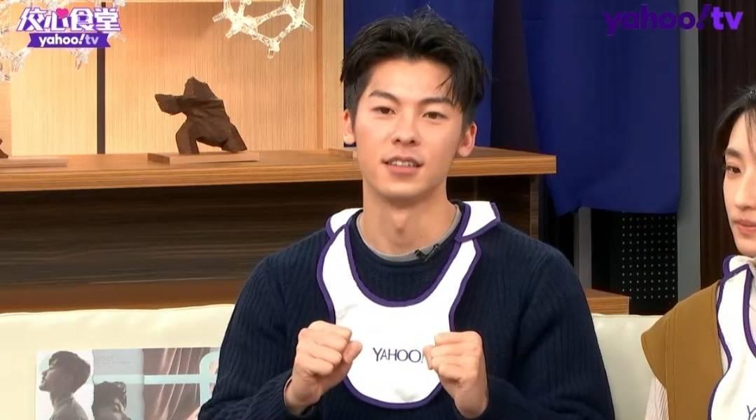 許光漢揭密沒有被收錄到電影中的部分。（Yahoo TV《佼心食堂》提供）