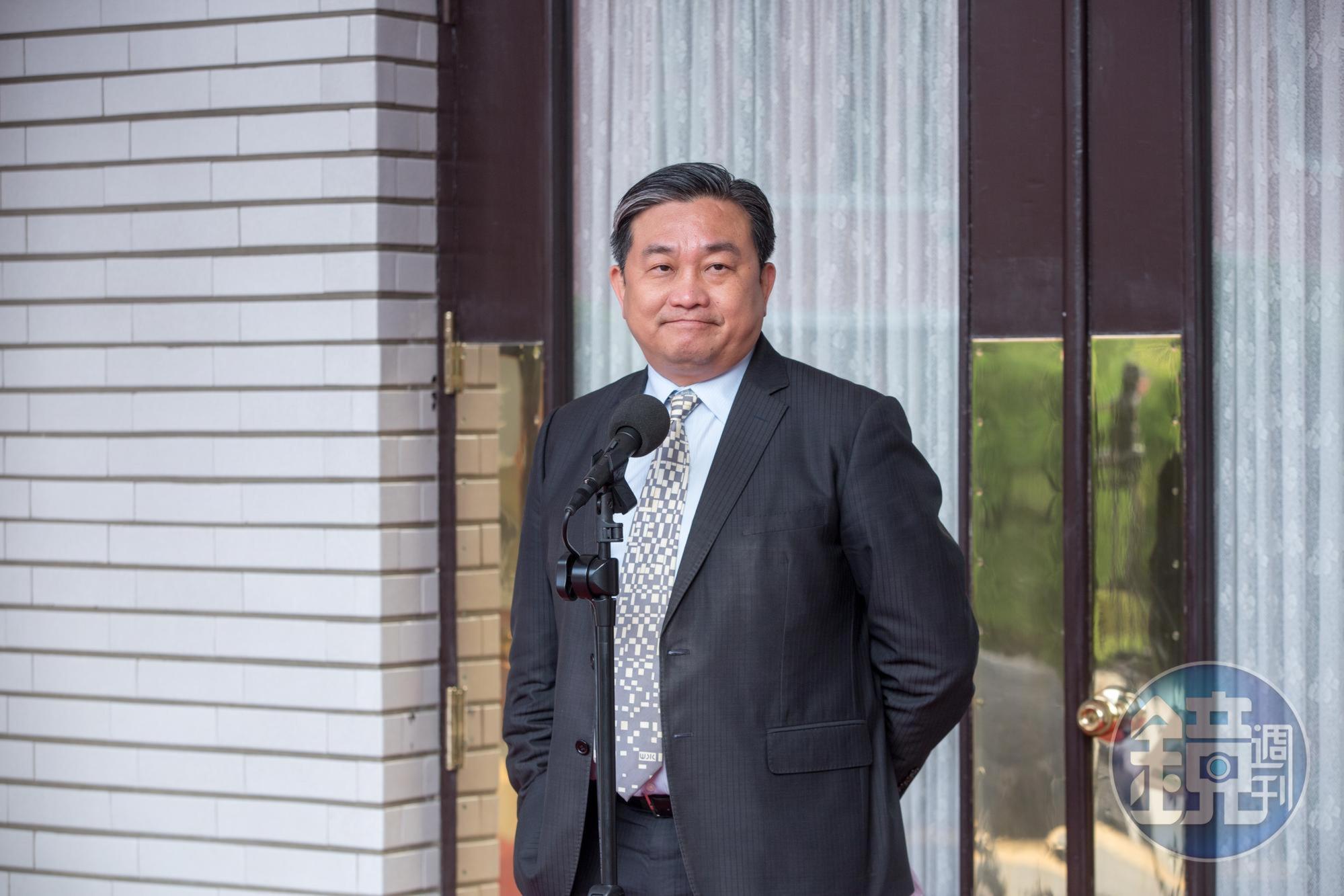 國民黨團呼籲政府加碼普發一萬元,王定宇不滿反酸,「只是用菜市場喊價的方式,試圖把好事弄成壞事。」(本刊資料照)