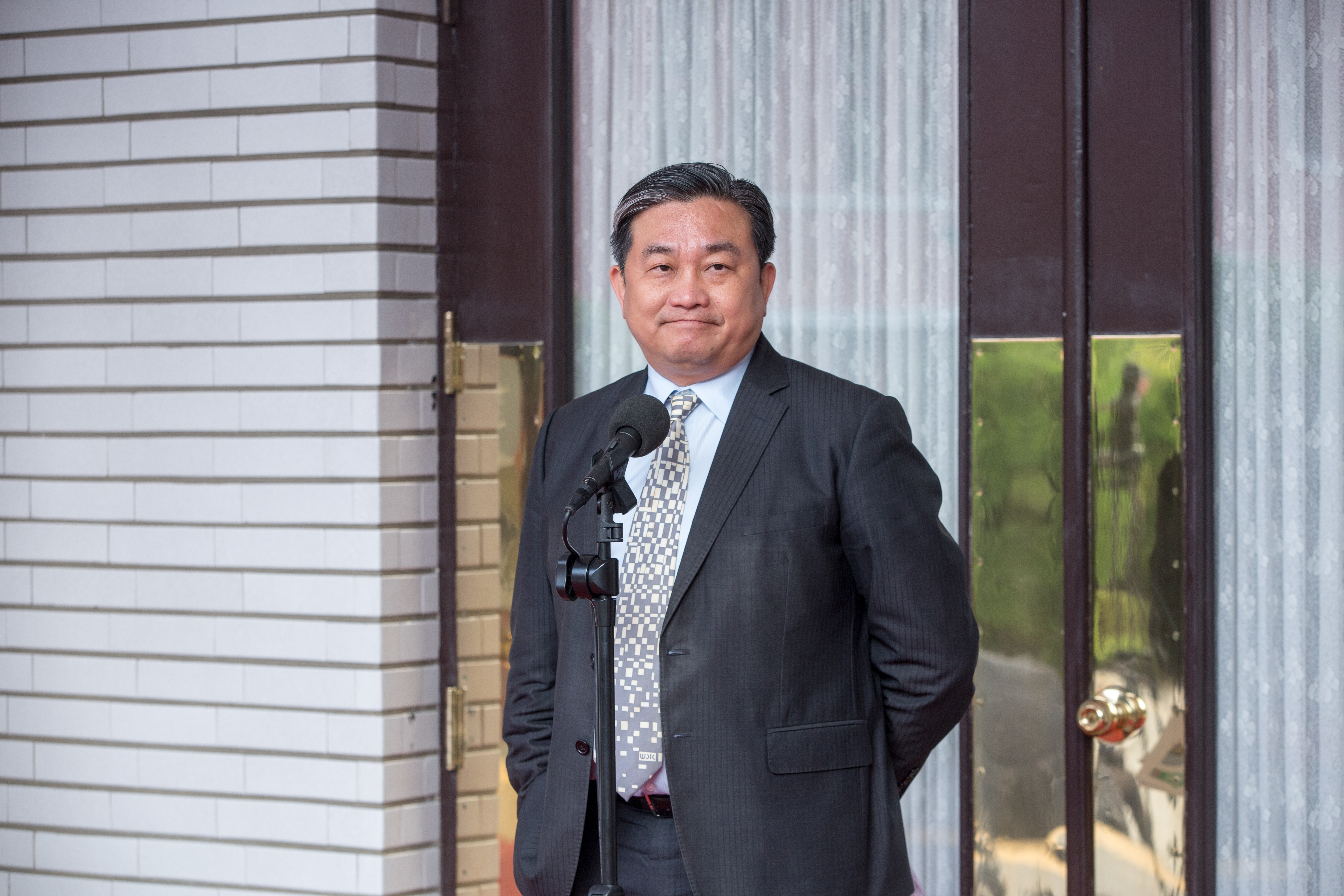 國民黨團呼籲政府加碼普發一萬元，王定宇不滿反酸，「只是用菜市場喊價的方式，試圖把好事弄成壞事。」（本刊資料照）