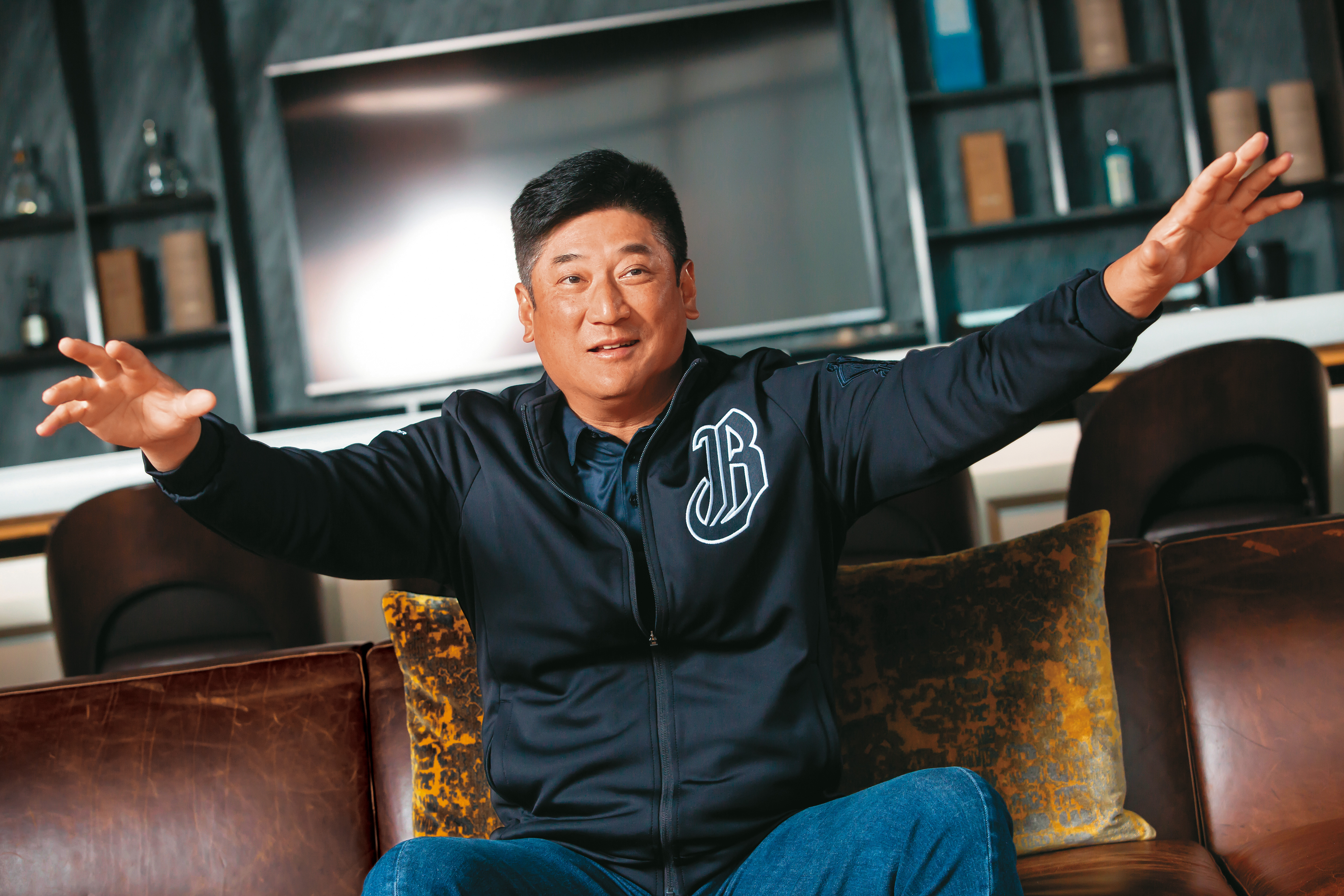 身兼亞洲棒球總會長的中信金大股東辜仲諒豪氣說，要籌組亞洲職棒大聯盟。