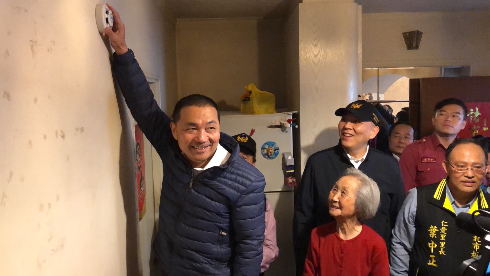 新北市消防局跟上「流水席之亂」，宣導免費申裝住警器的資訊。（翻攝自新北消防局網站）