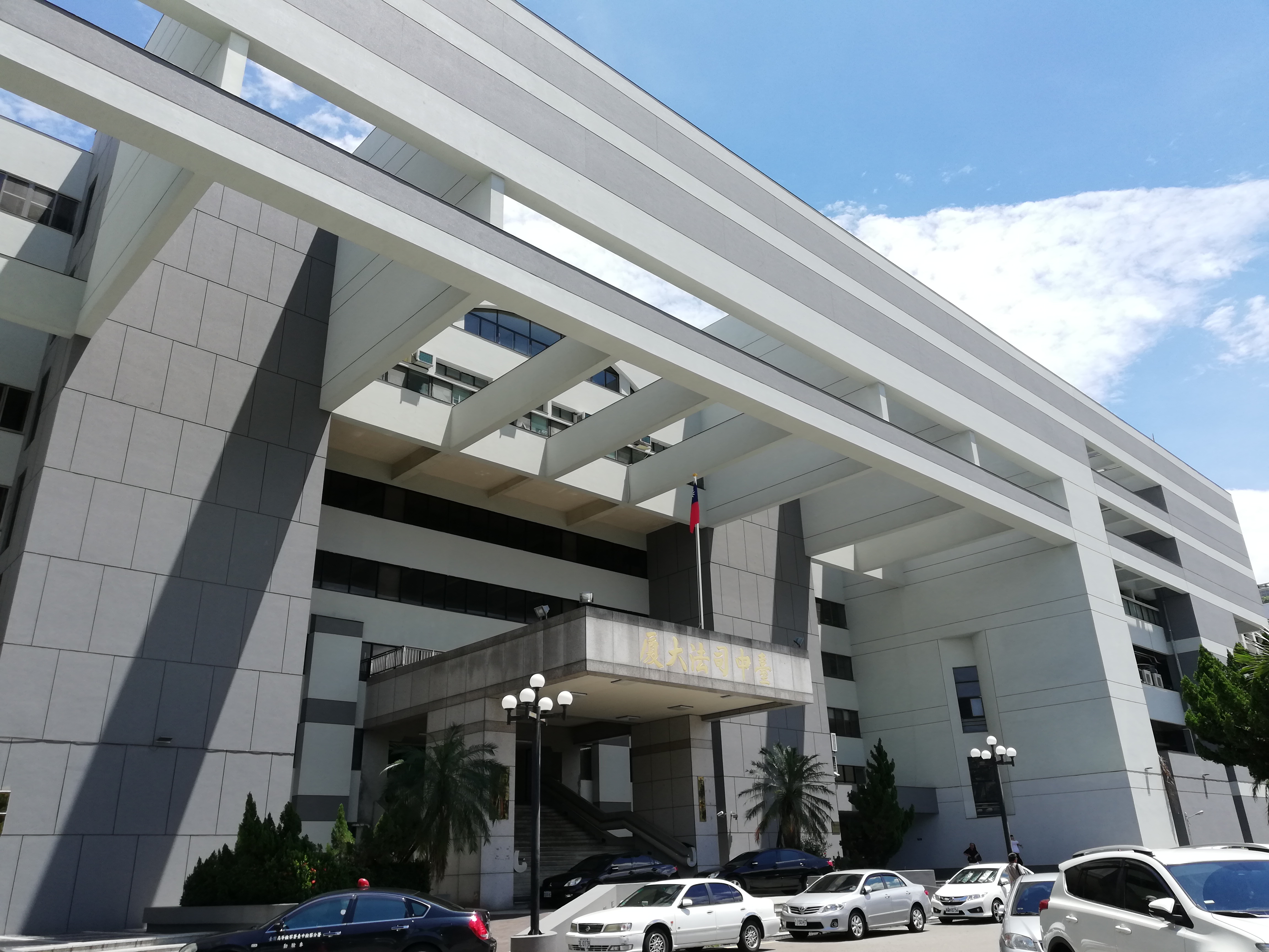 乘機性侵胞妹的男大生，因為展現足夠悔意，因此法官給予五年緩刑，全案可上訴。示意圖。（本刊資料照）