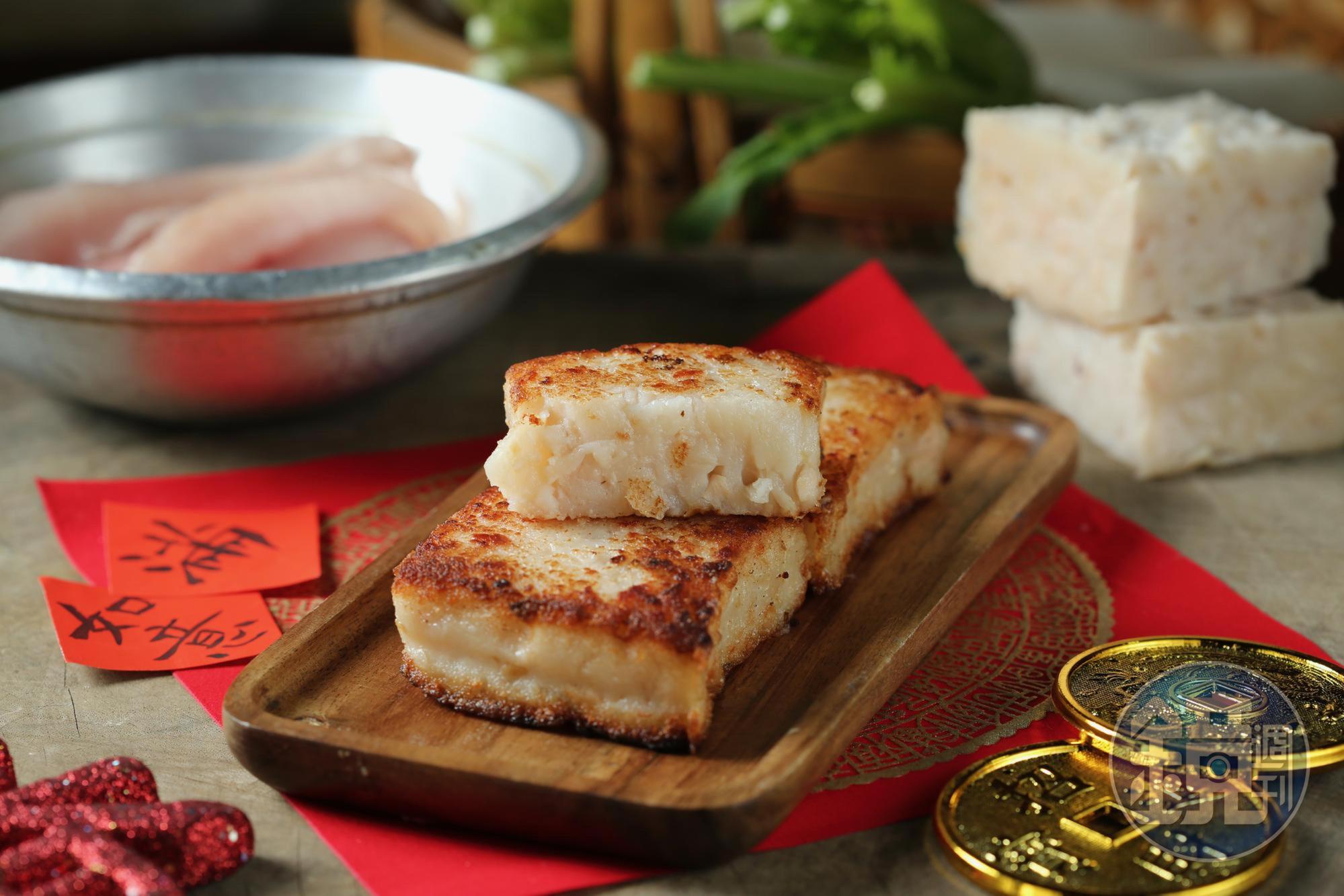 怪美口味「台南虱目魚蘿蔔糕」將在地台南小吃虱目魚粥糕粿化，魚肉毫無腥味，一吃驚艷。（240元／盒）
