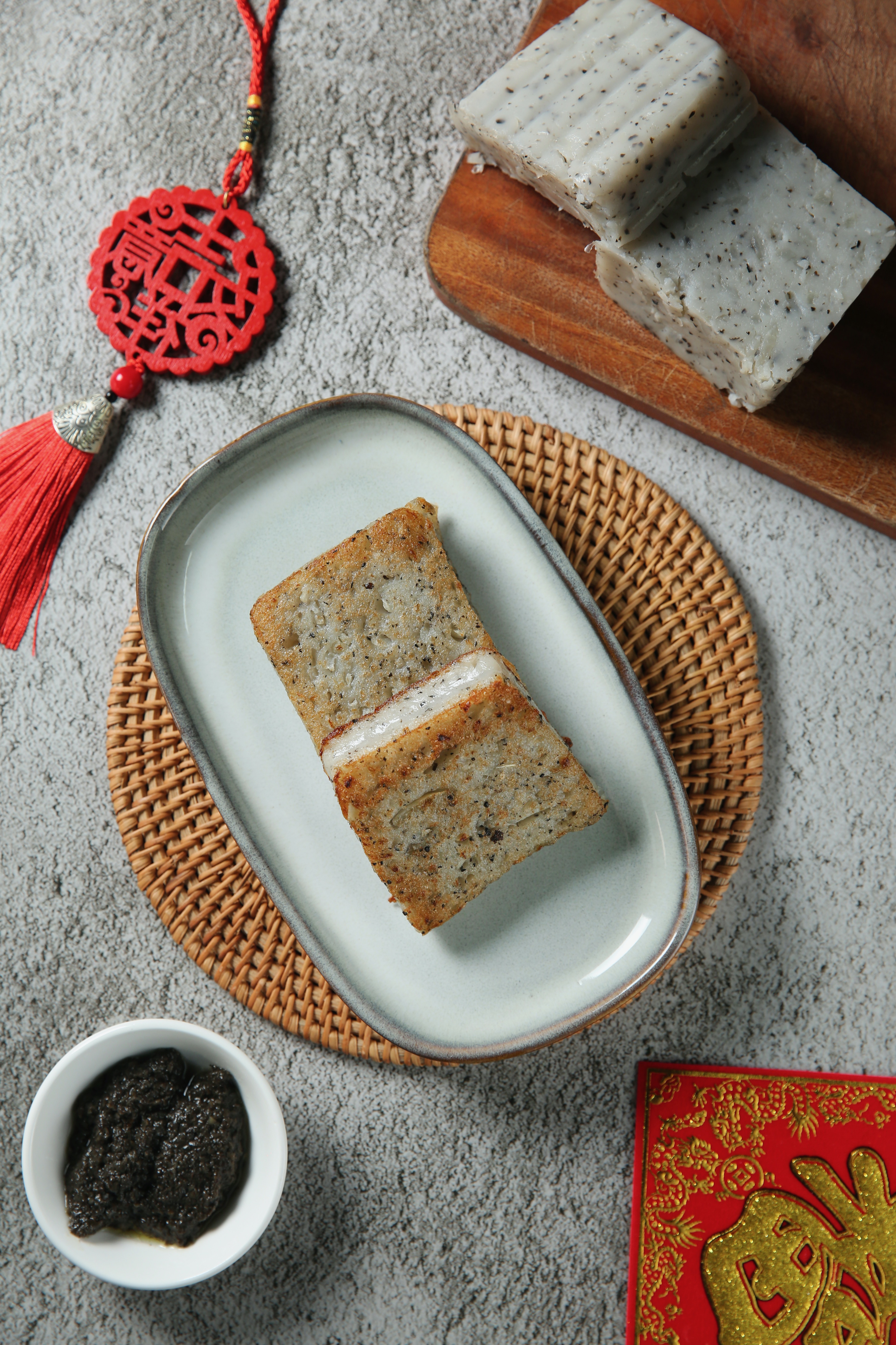 中西合璧的「黑潮松露蘿蔔糕」帶有馥郁黑松露醬香氣。（350元／盒）