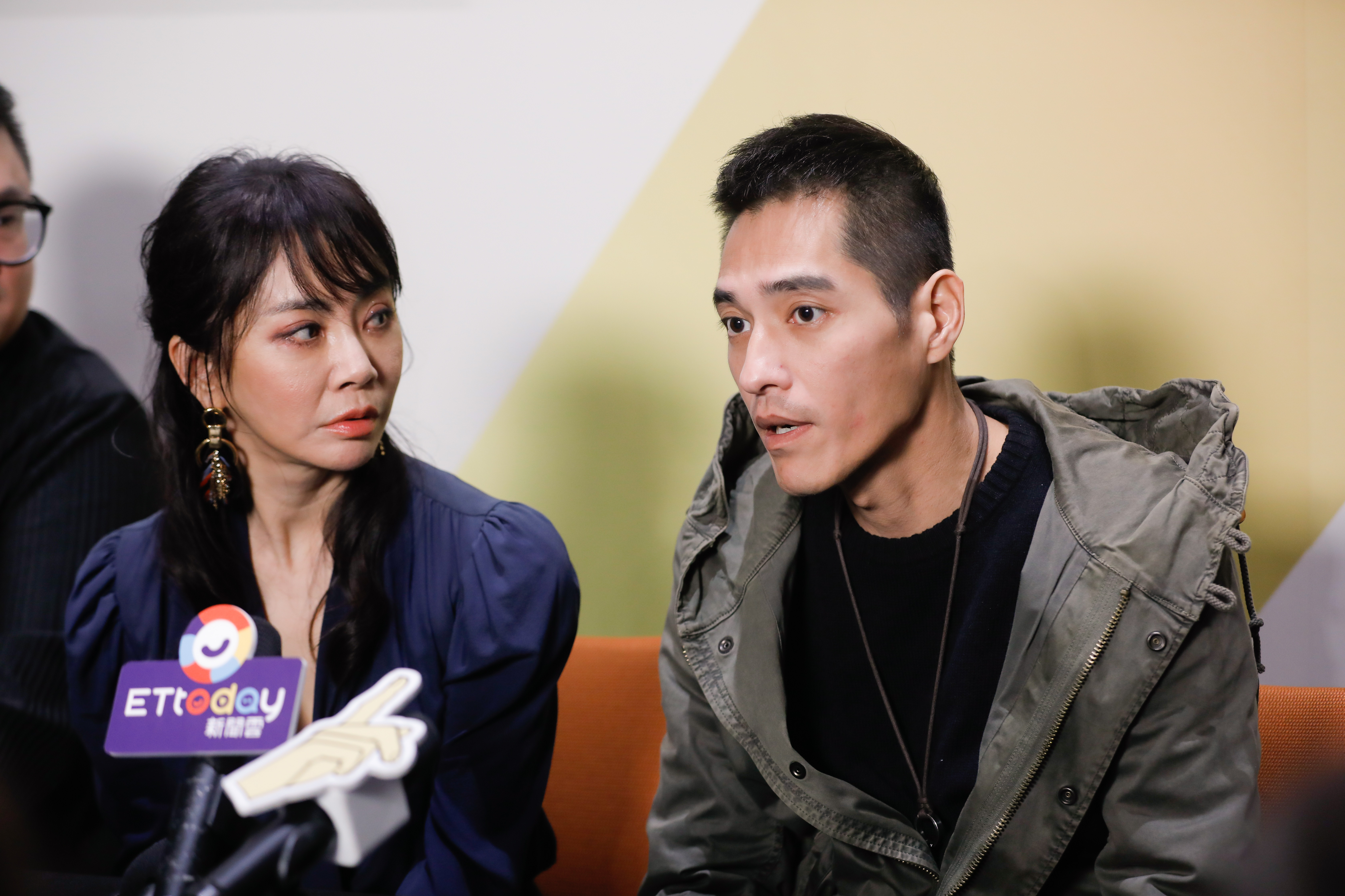 藍正龍勞心勞力拍片爆瘦。