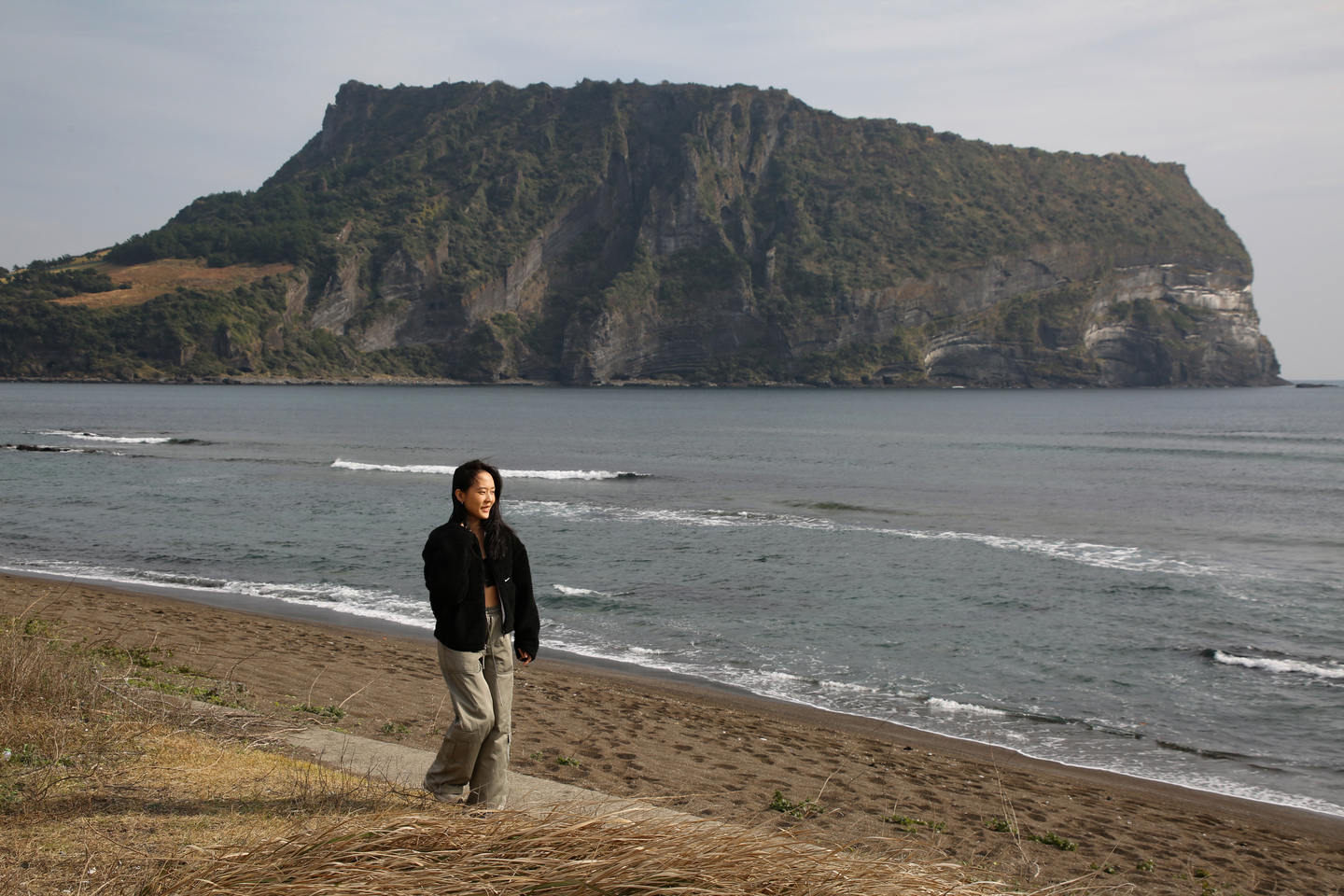 「城山日出峰」以特殊的火山地貌被列為世界自然遺產。