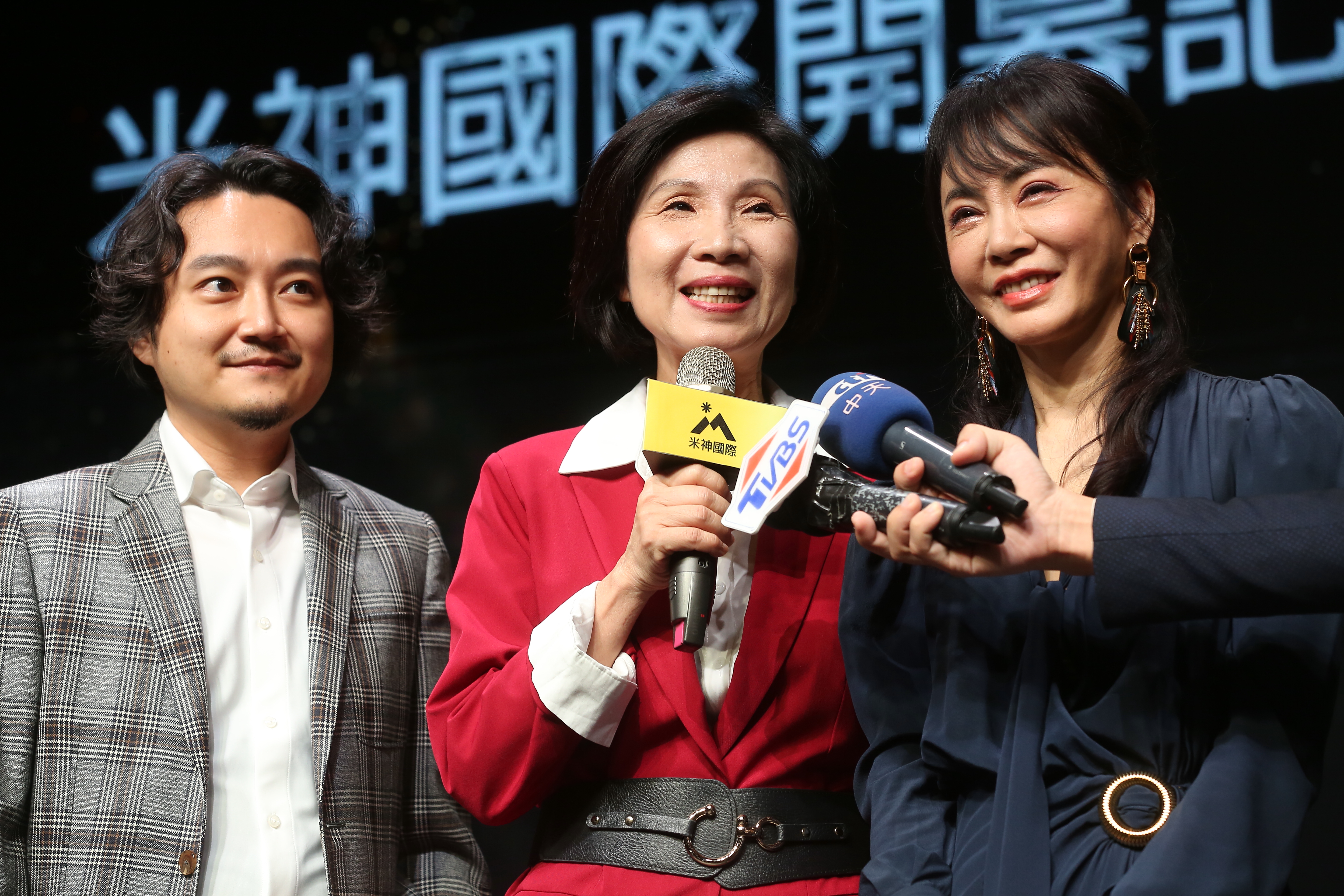 井琪宣布聯手柴智屏攻戲劇，遠傳初步規畫拍攝15部片。