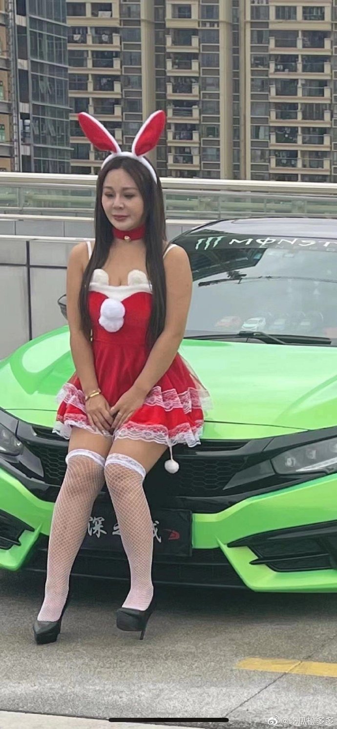 本尊現形。（翻自微博）