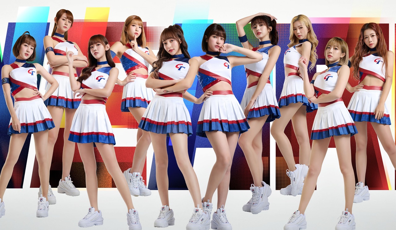 2023世界棒球經典賽應援團宣傳照釋出，但戰袍遭到網友一面倒批評太醜。（翻攝自悍創運動行銷臉書）