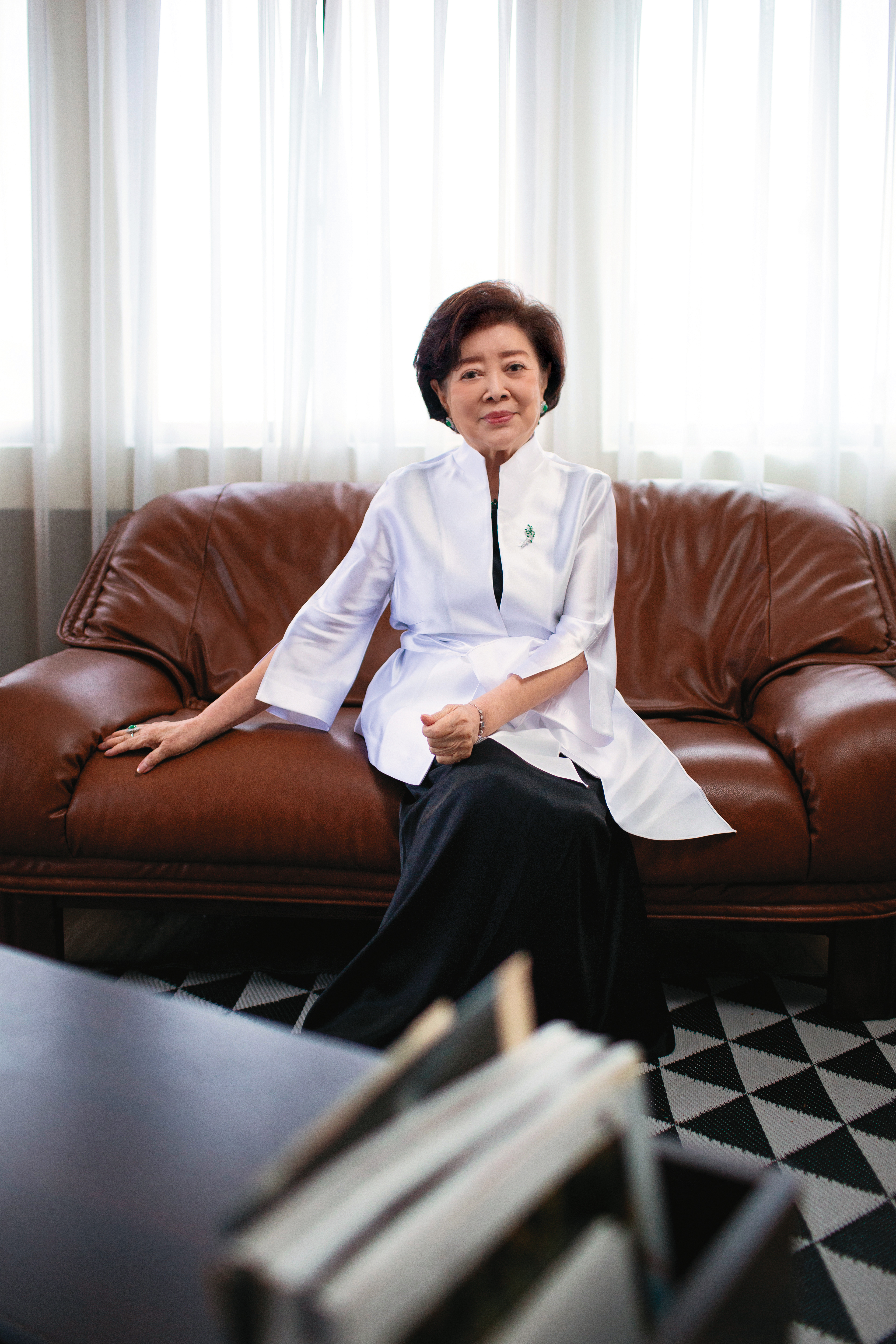 「不管演戲、平日的生活,都在學習啊。」於是陳淑芳不知道什麼叫老,因為她一直在補充新知。