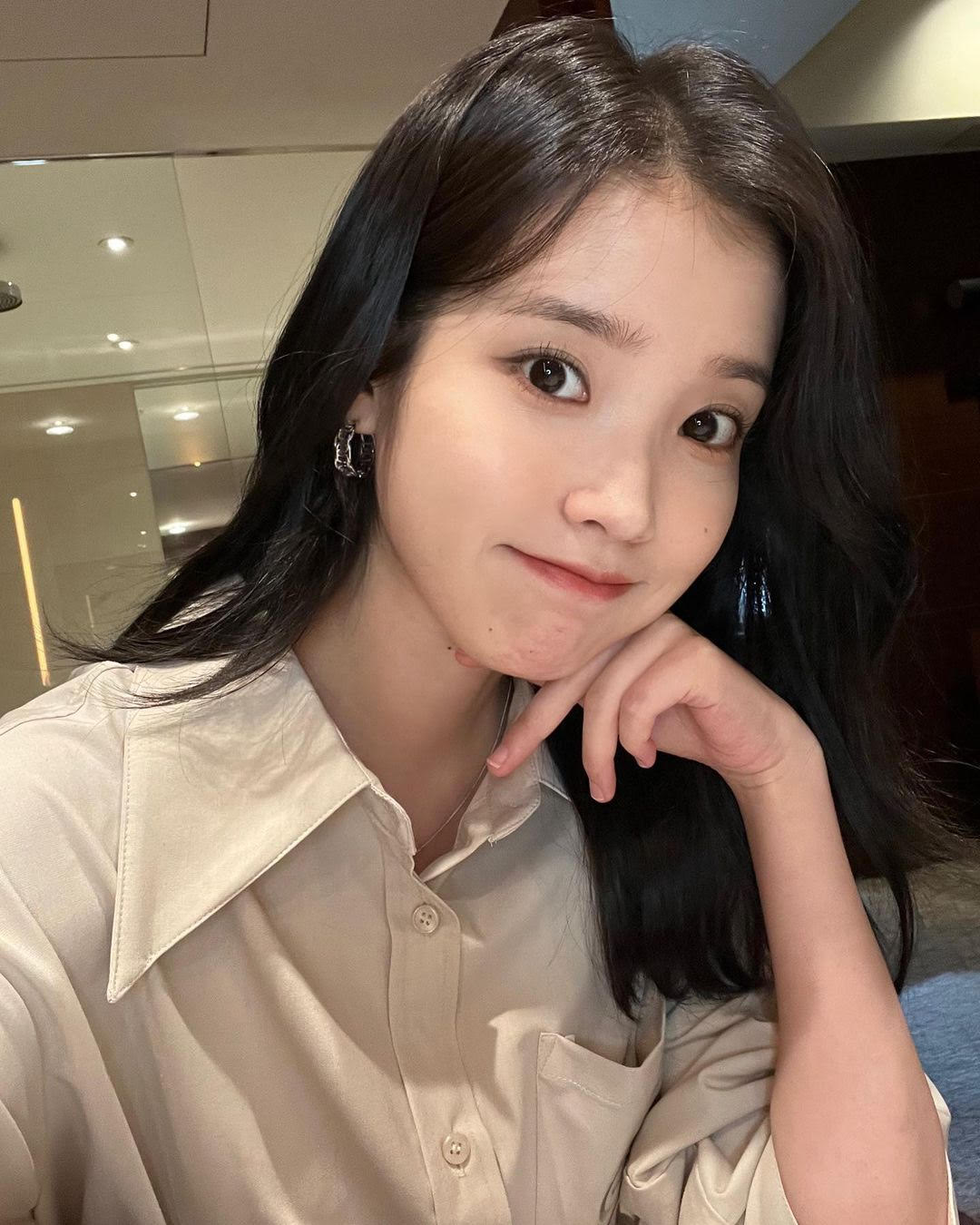 IU 2022年9月舉行個人巡迴演唱會，耳朵雖然惡化，不過仍帶給粉絲完美演出。（翻攝自IU IG）