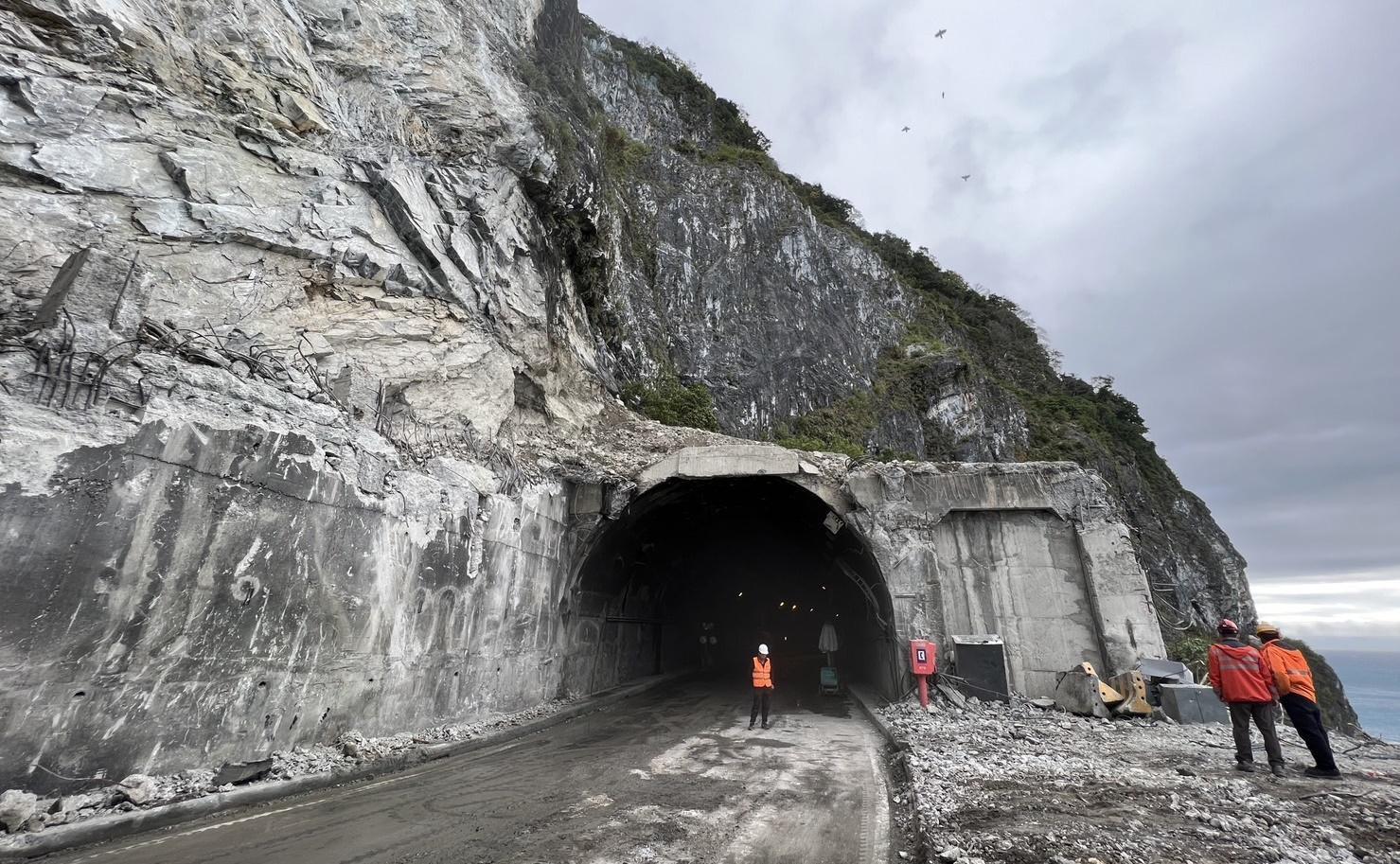 公總預計蘇花公路於今天下午5點搶通。(公總提供)