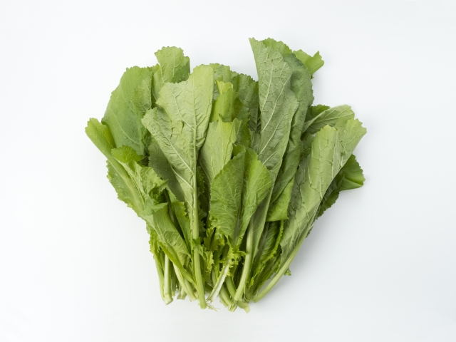 一名60歲糖尿病患者因狂吃芥菜，導致掛急診洗腎。（示意圖，photoAC）